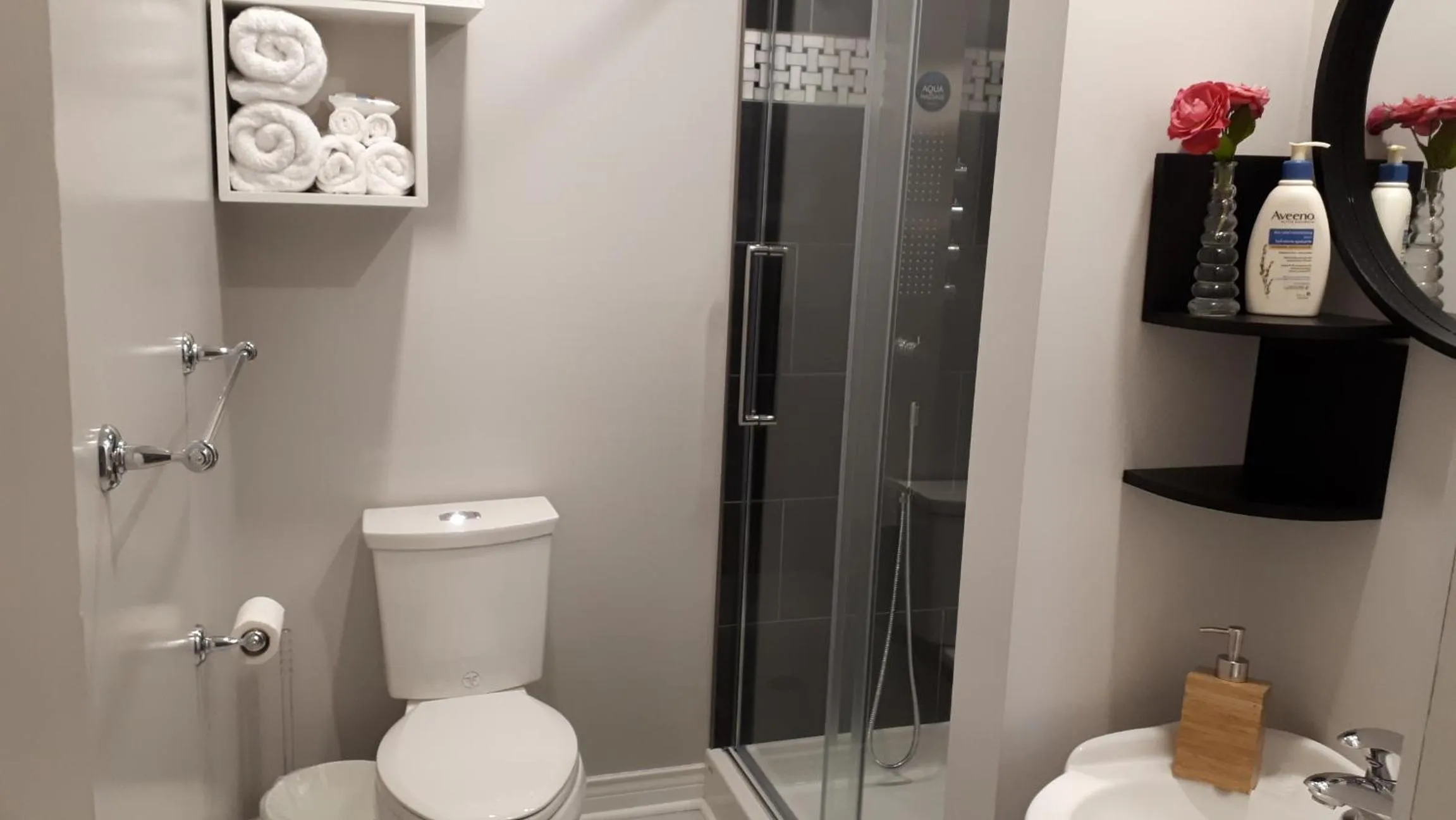 Bathroom in Hillside Landing B&B