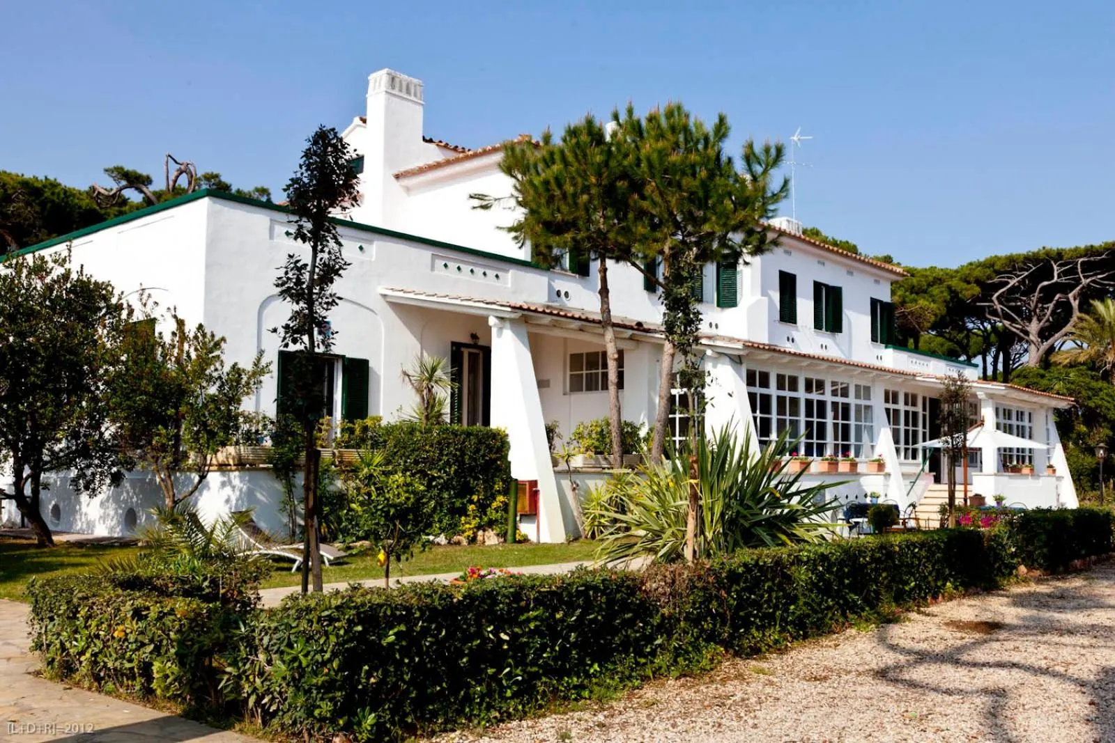 Property building in Il Miraggio