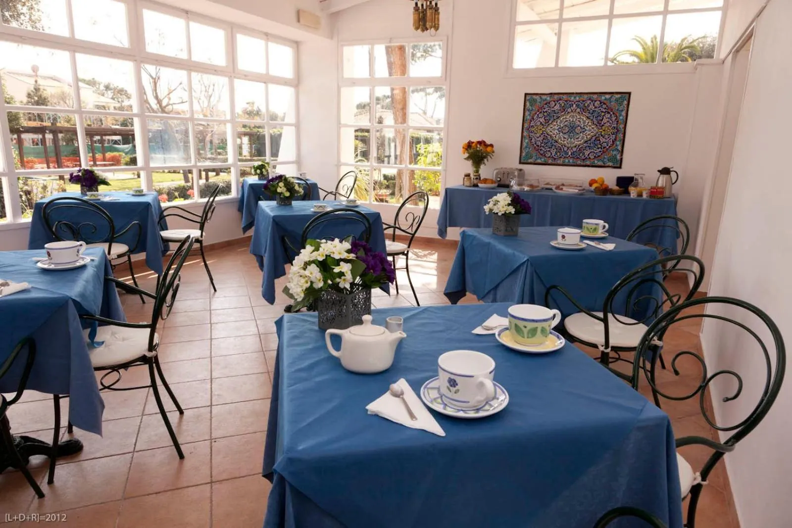 Restaurant/places to eat in Il Miraggio