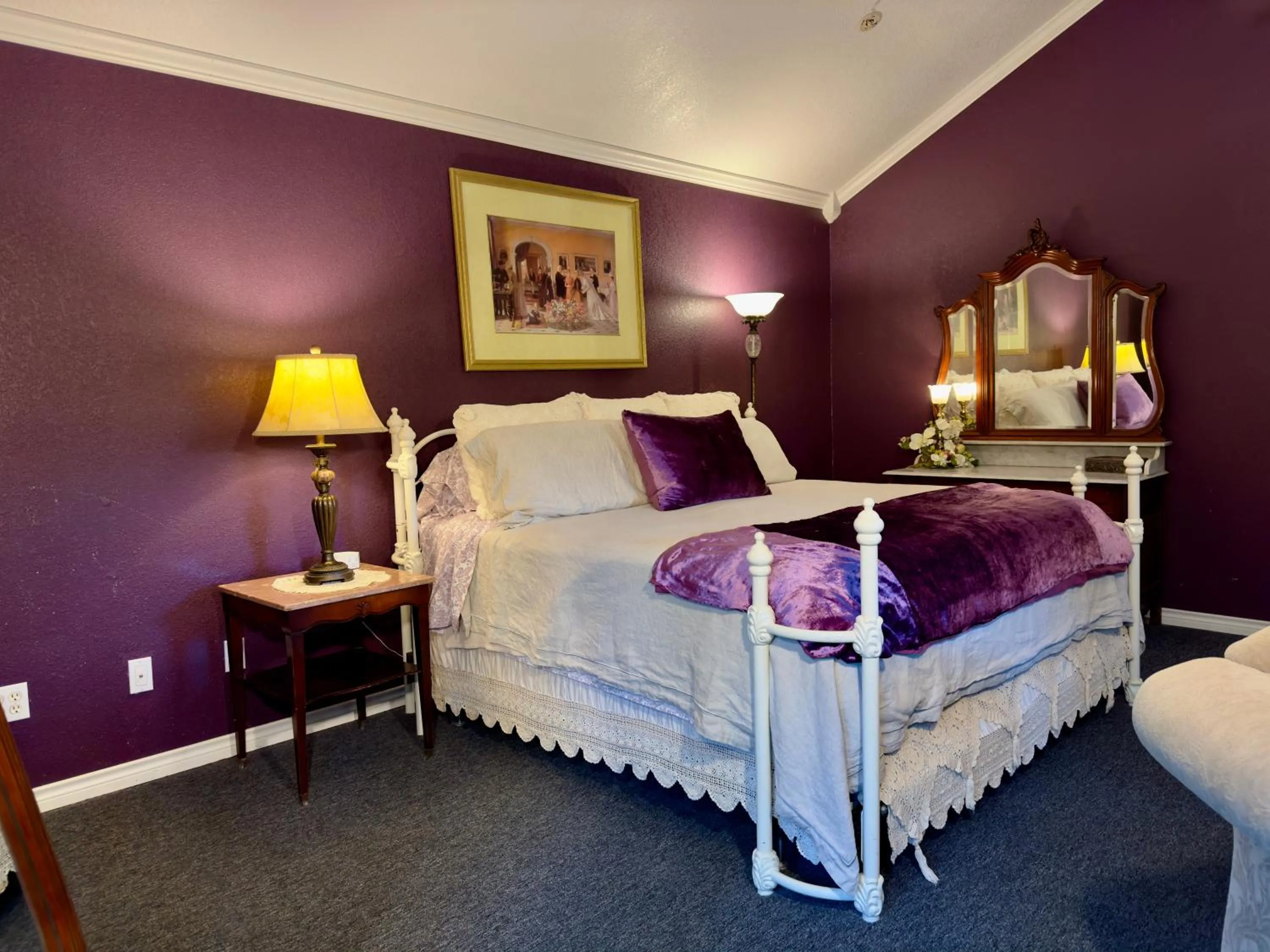 Property building, Bed in Bed and Breakfast on White Rock Creek