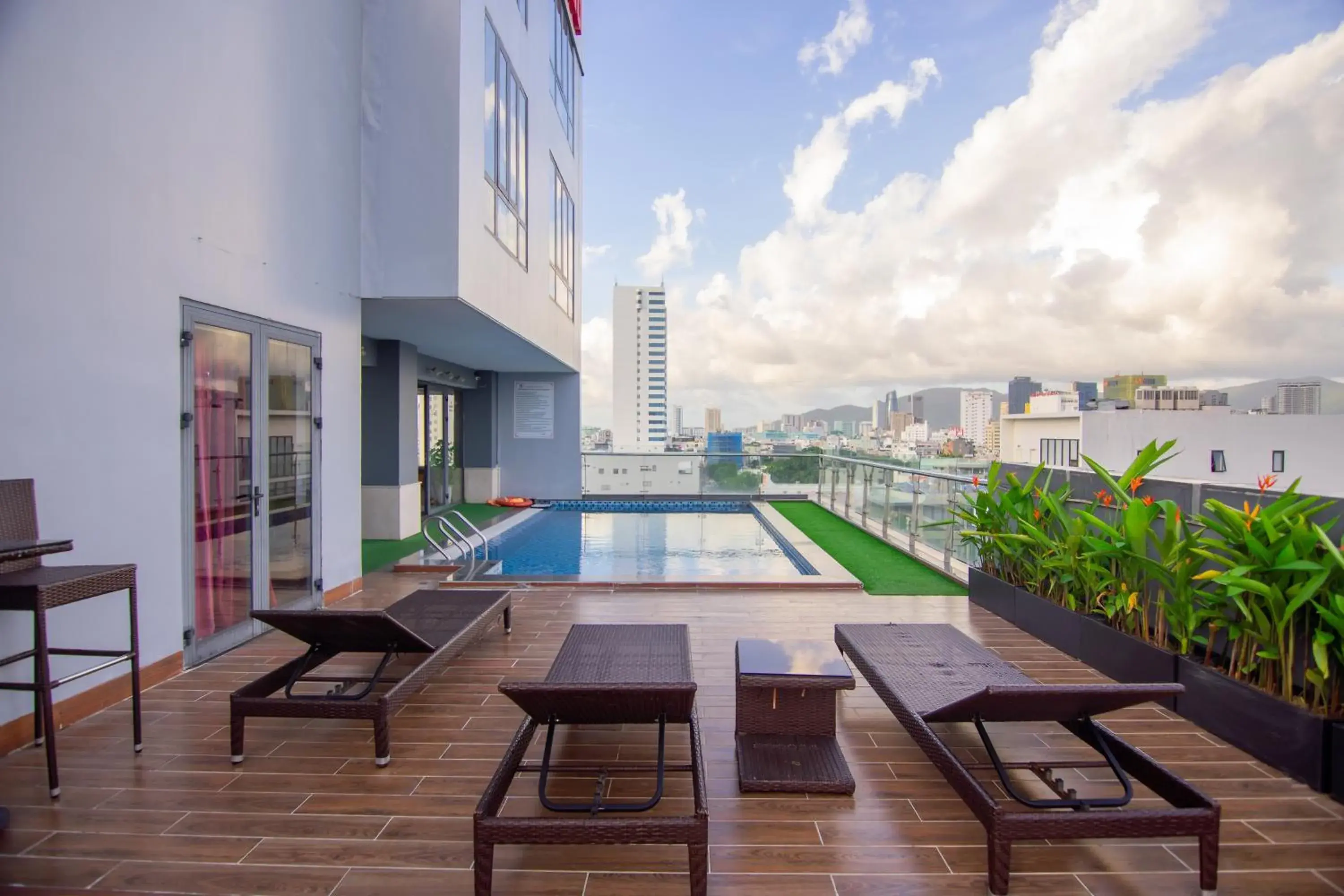 Property building in Quoc Cuong Center Da Nang Hotel by Haviland Property building in Quoc Cuong Center Da Nang Hotel by Haviland
