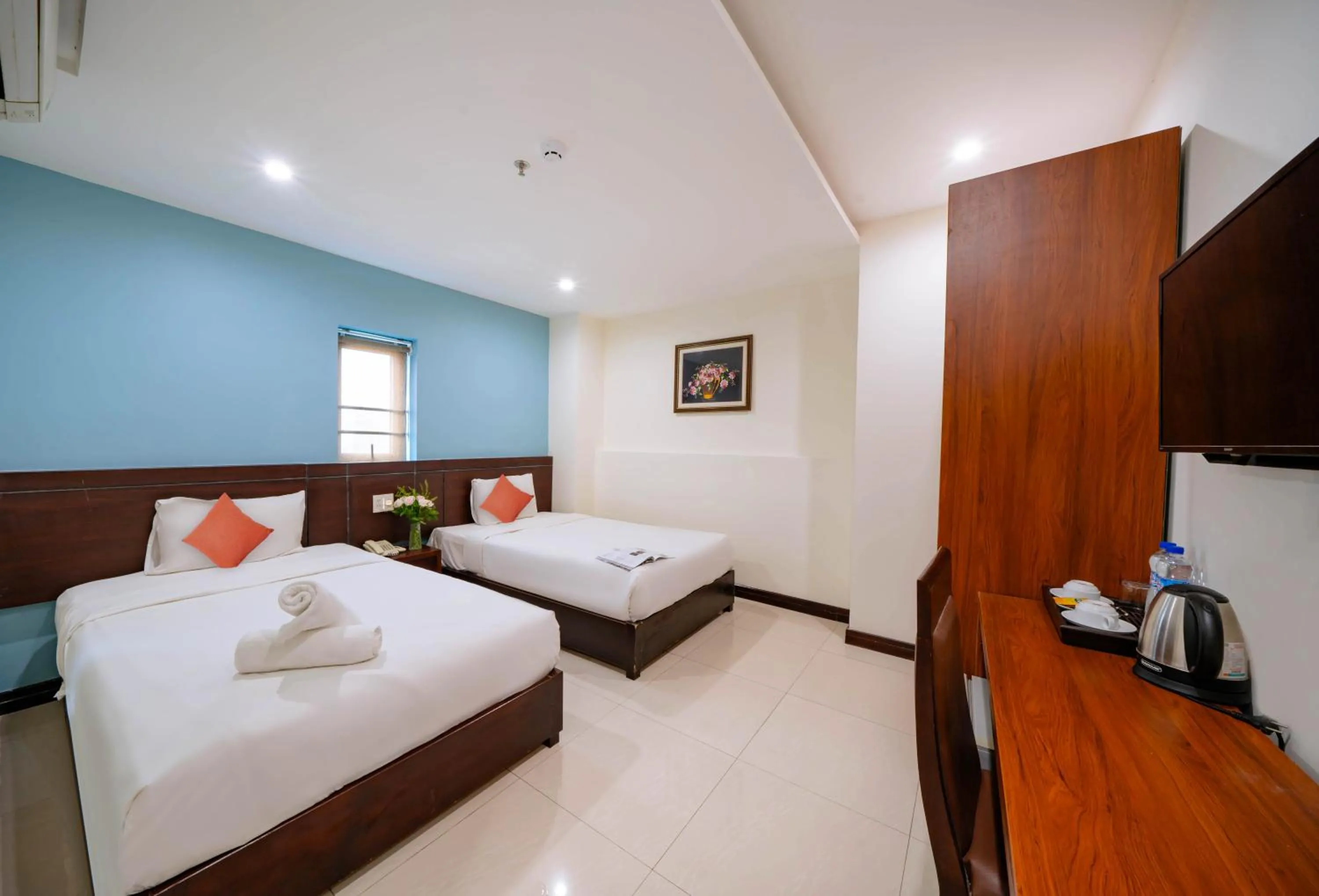 Bed in Quoc Cuong Center Da Nang Hotel by Haviland