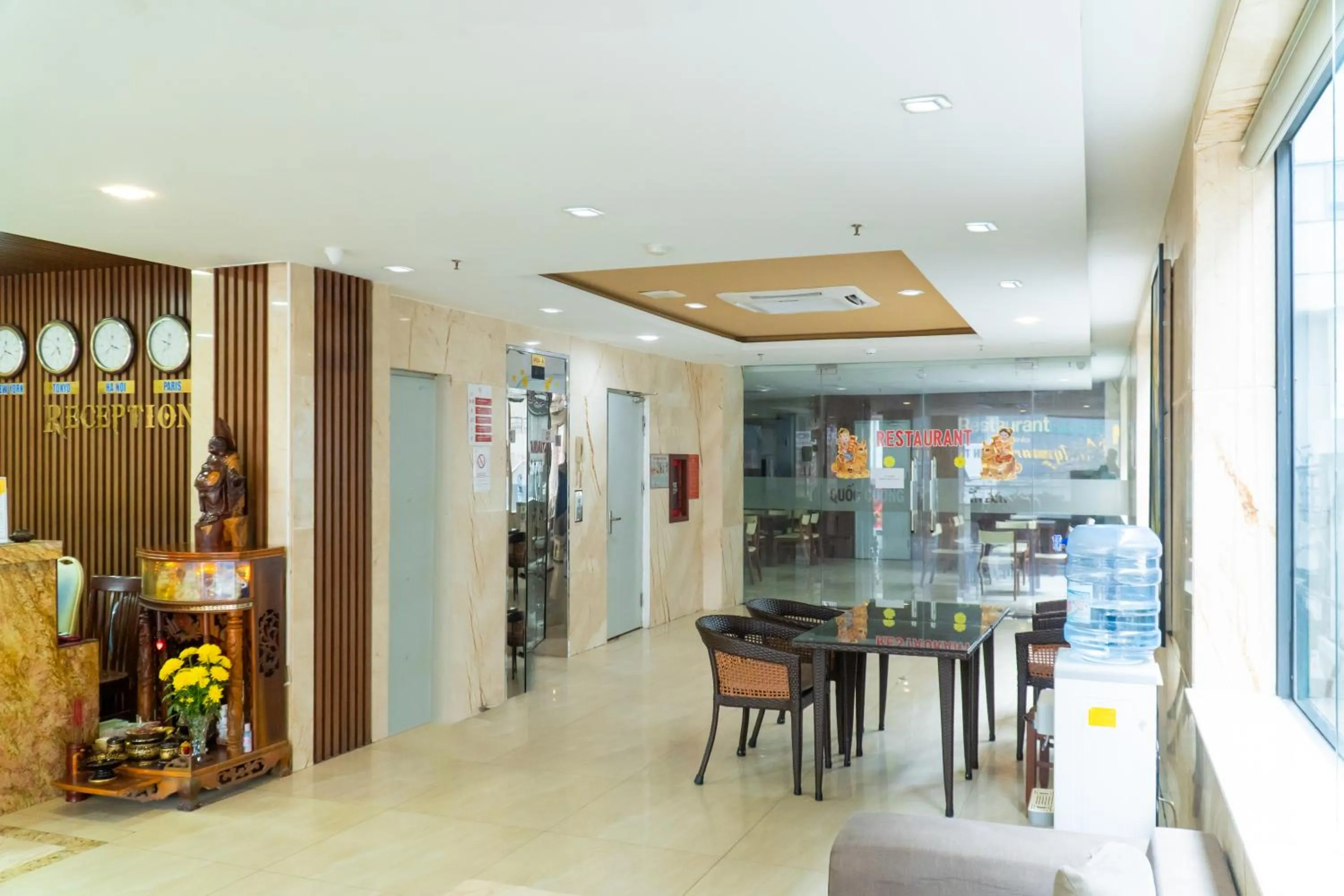 Lobby or reception in Quoc Cuong Center Da Nang Hotel by Haviland