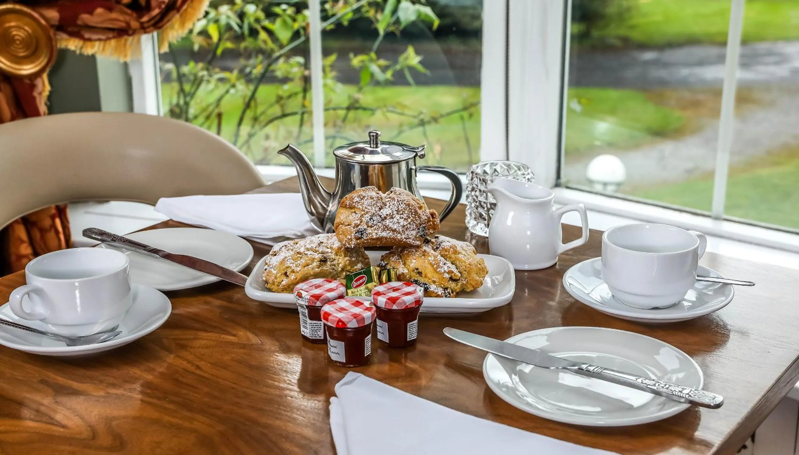 Coffee/tea facilities in Springfort Hall Hotel