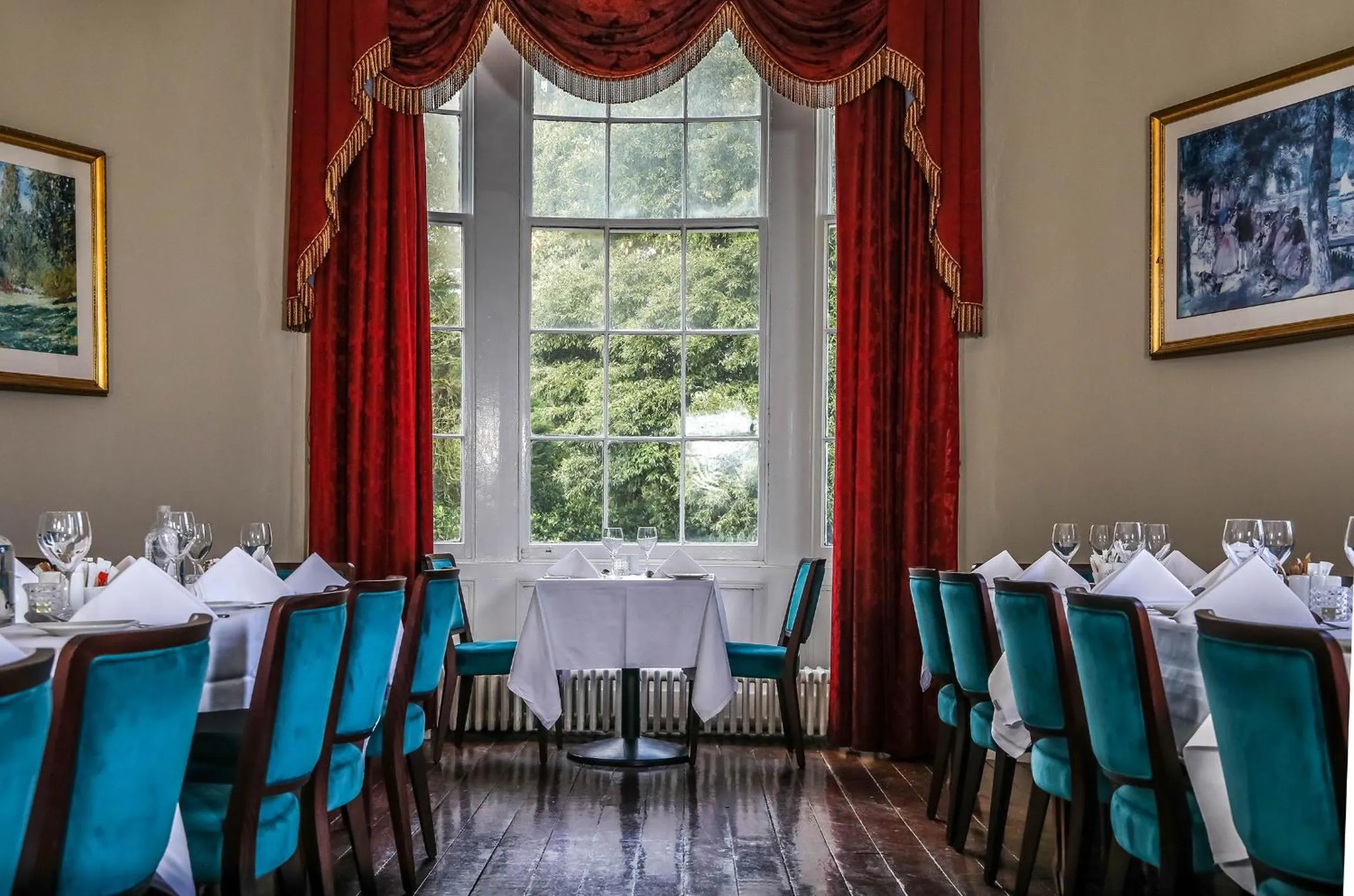 Restaurant/places to eat in Springfort Hall Hotel