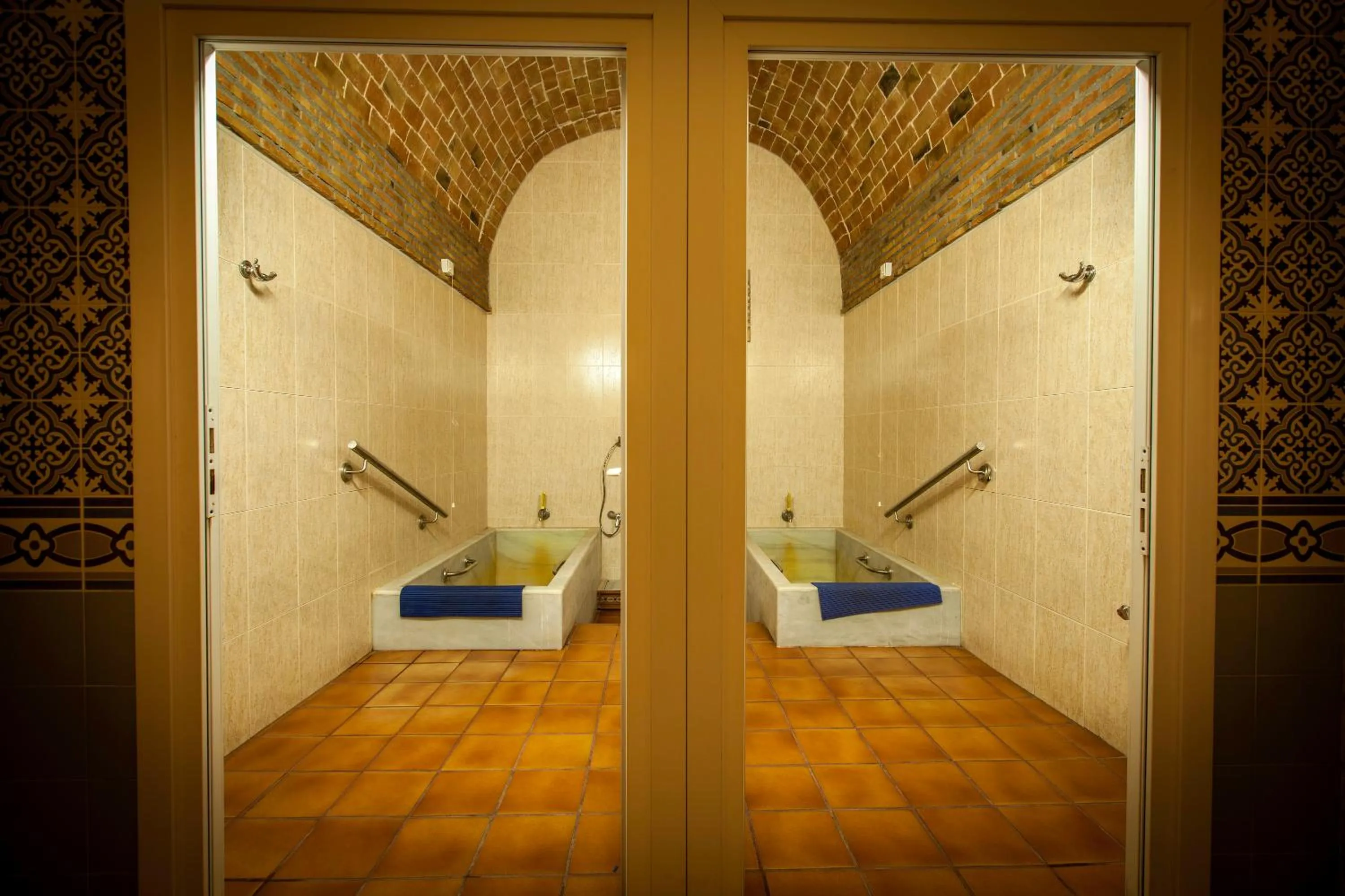 Hot Spring Bath in Balneario San Nicolas