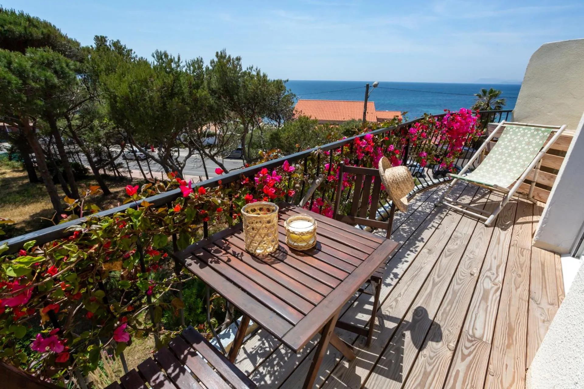 Hôtel Almanarre Plage - Hôtel Eco-Responsable face à la mer