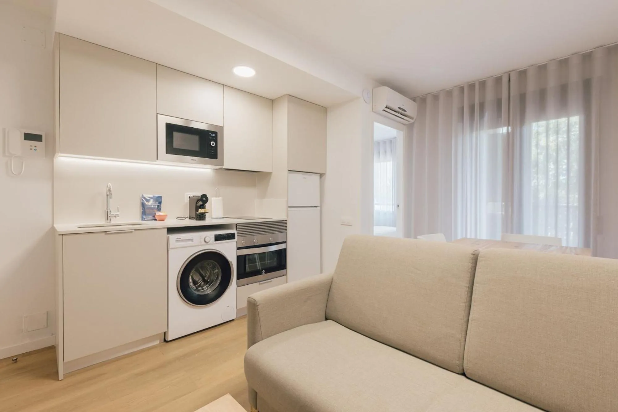 Kitchen or kitchenette in Pio XII Apartments Valencia