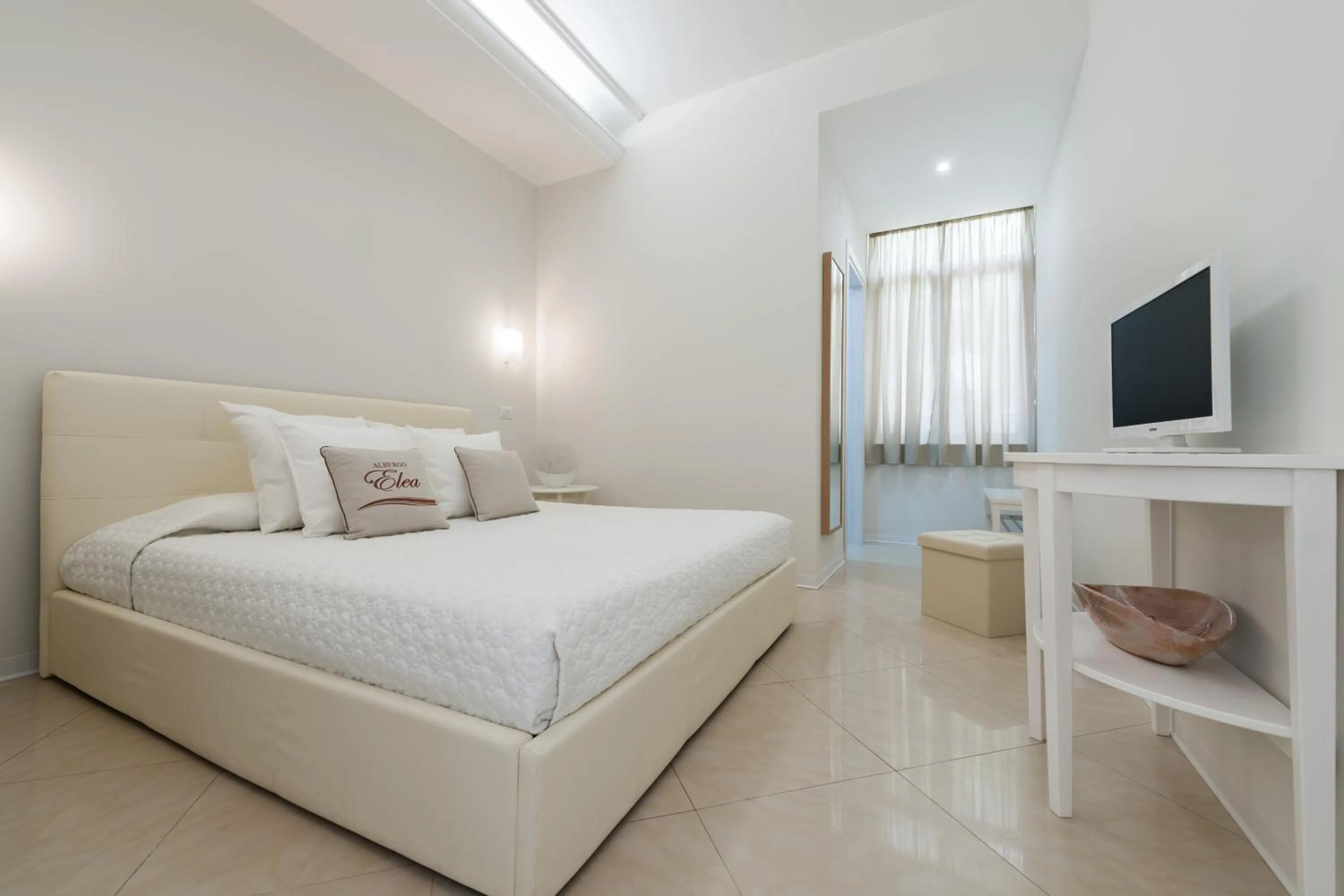 Bedroom, Bed in Albergo Elea