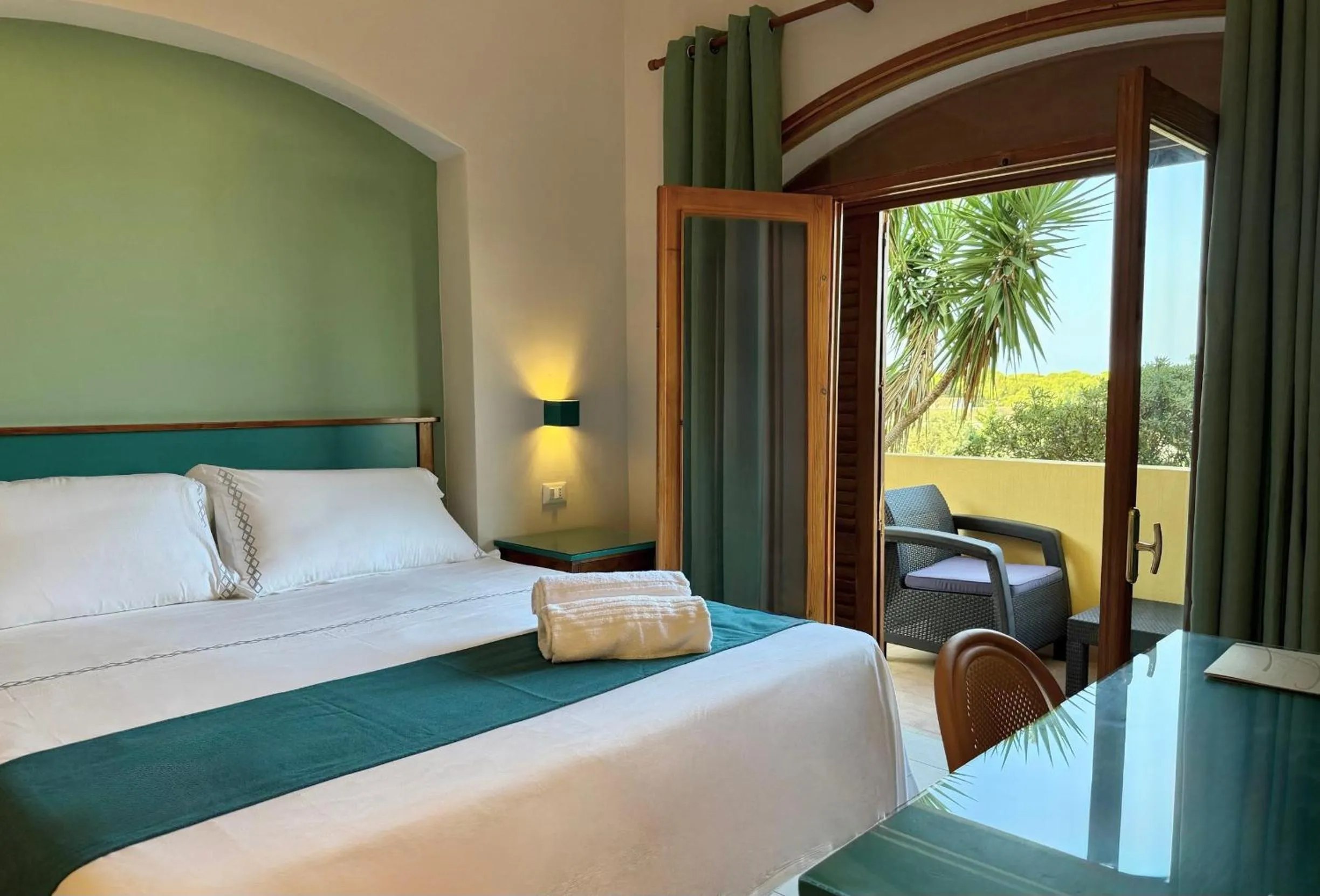 Bedroom, Bed in Hotel Panoramic