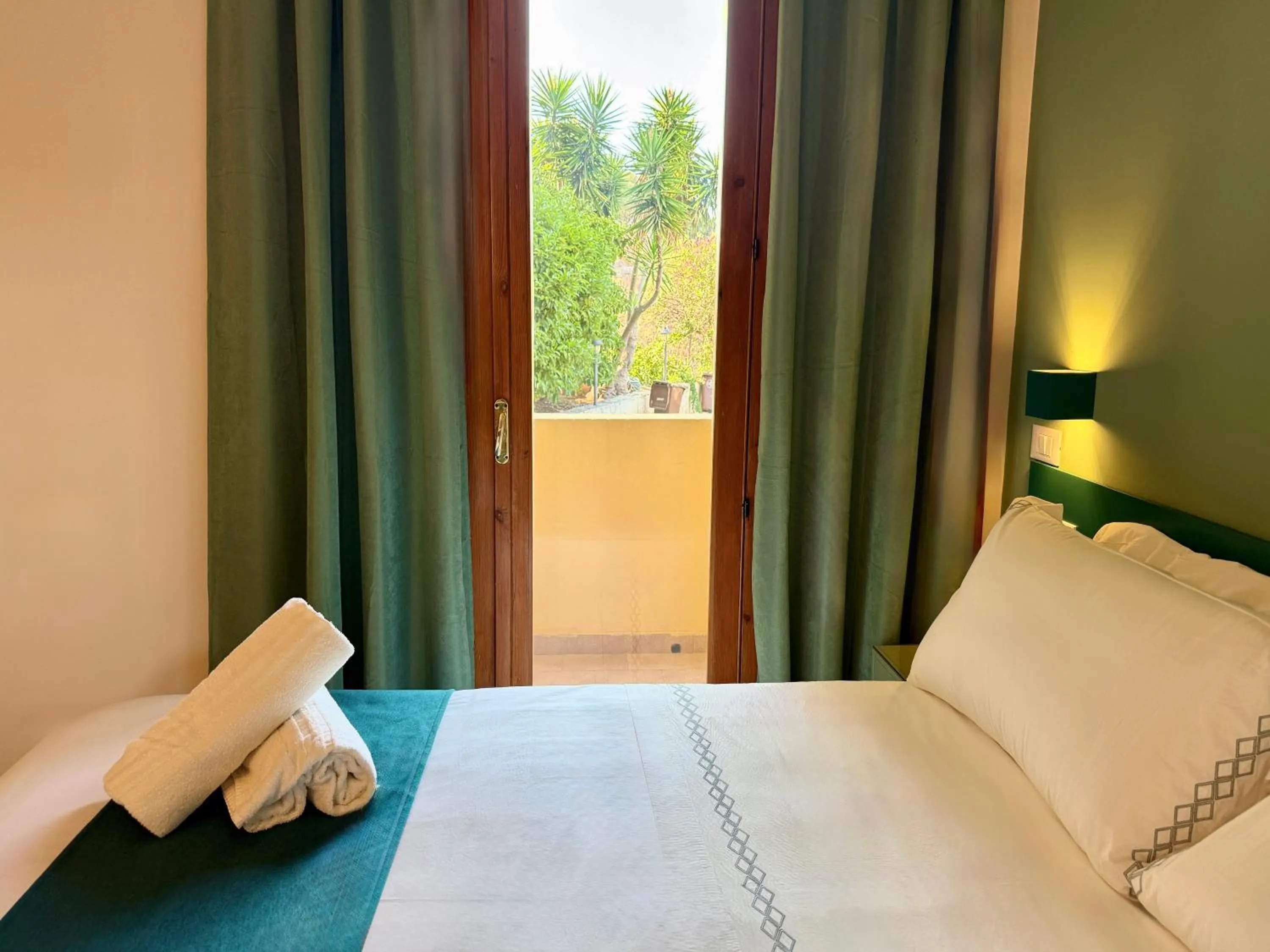 Bedroom, Bed in Hotel Panoramic