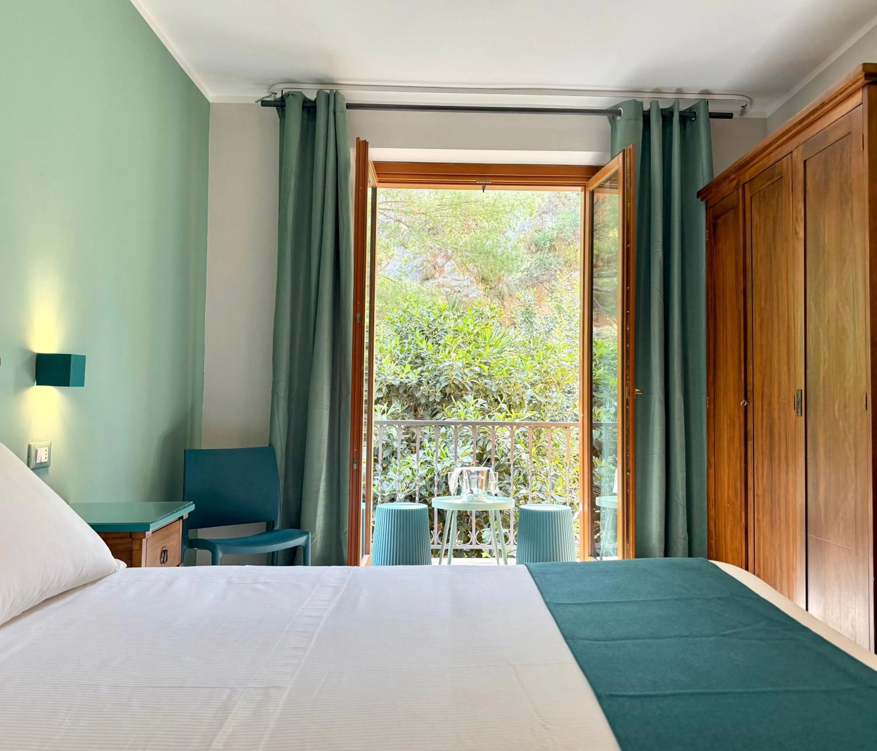 Bedroom, Bed in Hotel Panoramic