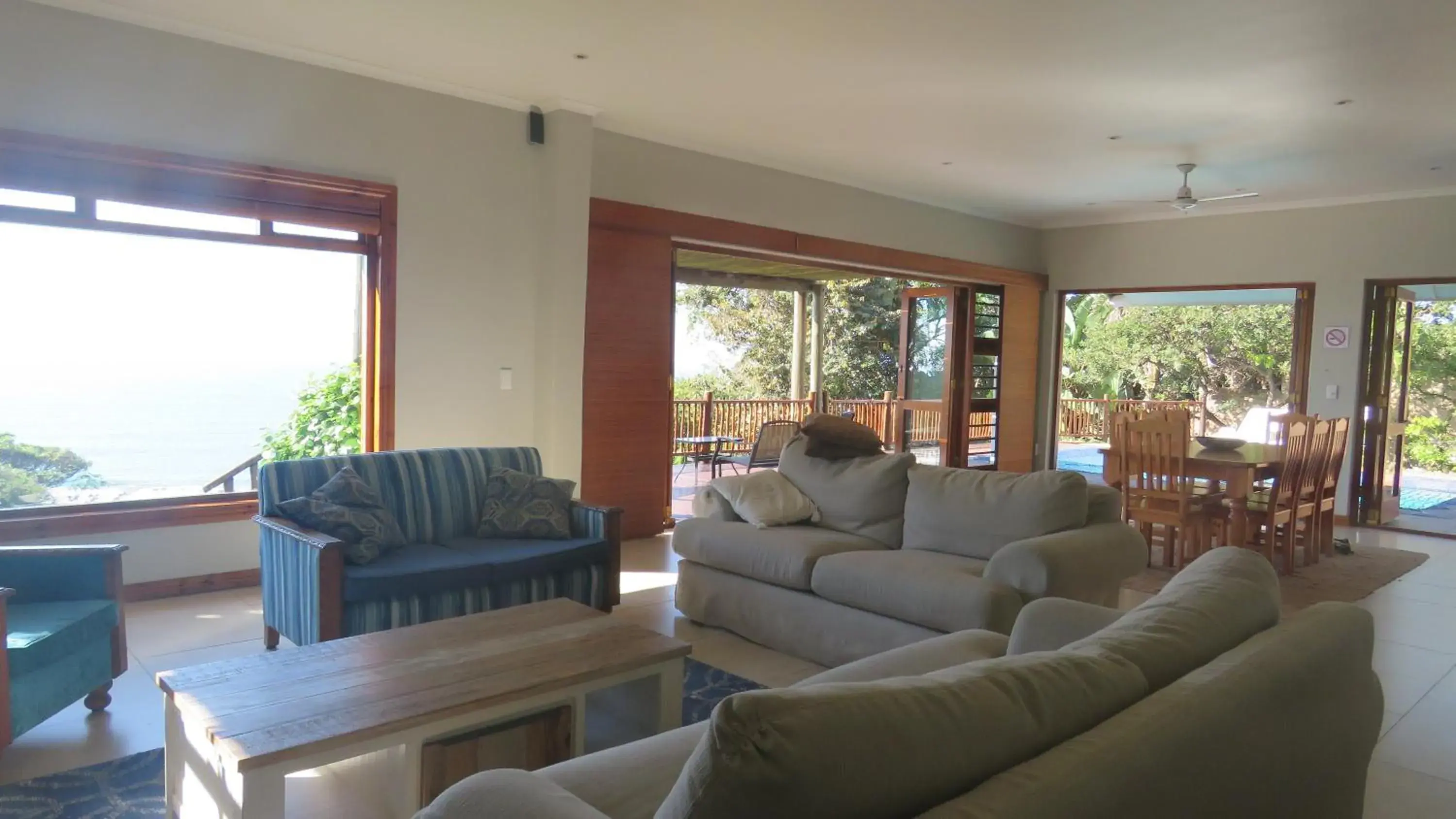 Four-Bedroom House - single occupancy in Peace Cottage Four-Bedroom House - single occupancy in Peace Cottage