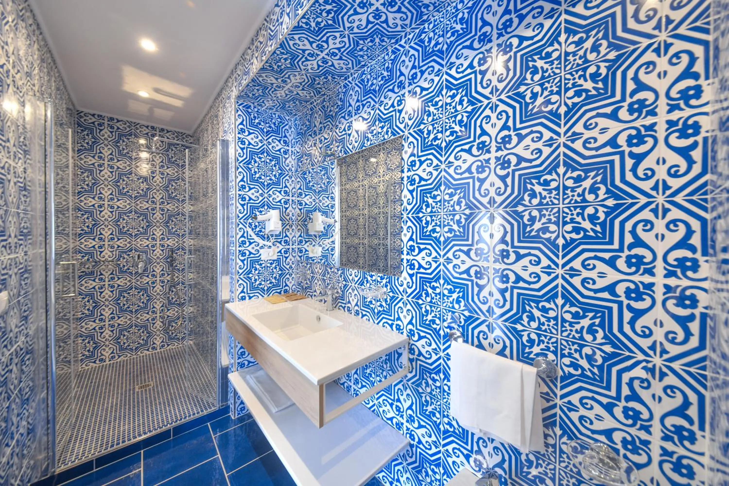 Shower in Hotel Terme Principe