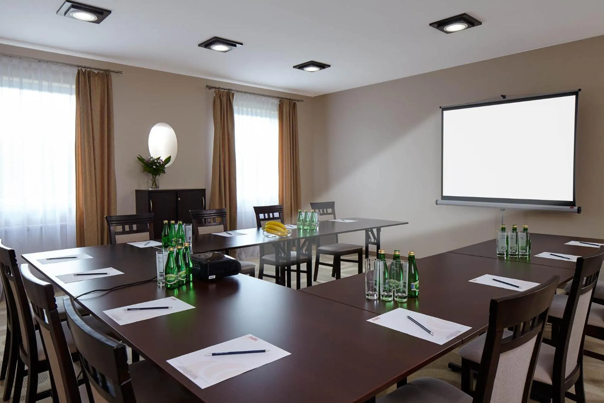 Meeting/conference room in Hotel Picaro Żarska Wieś Południe A4 kierunek Polska