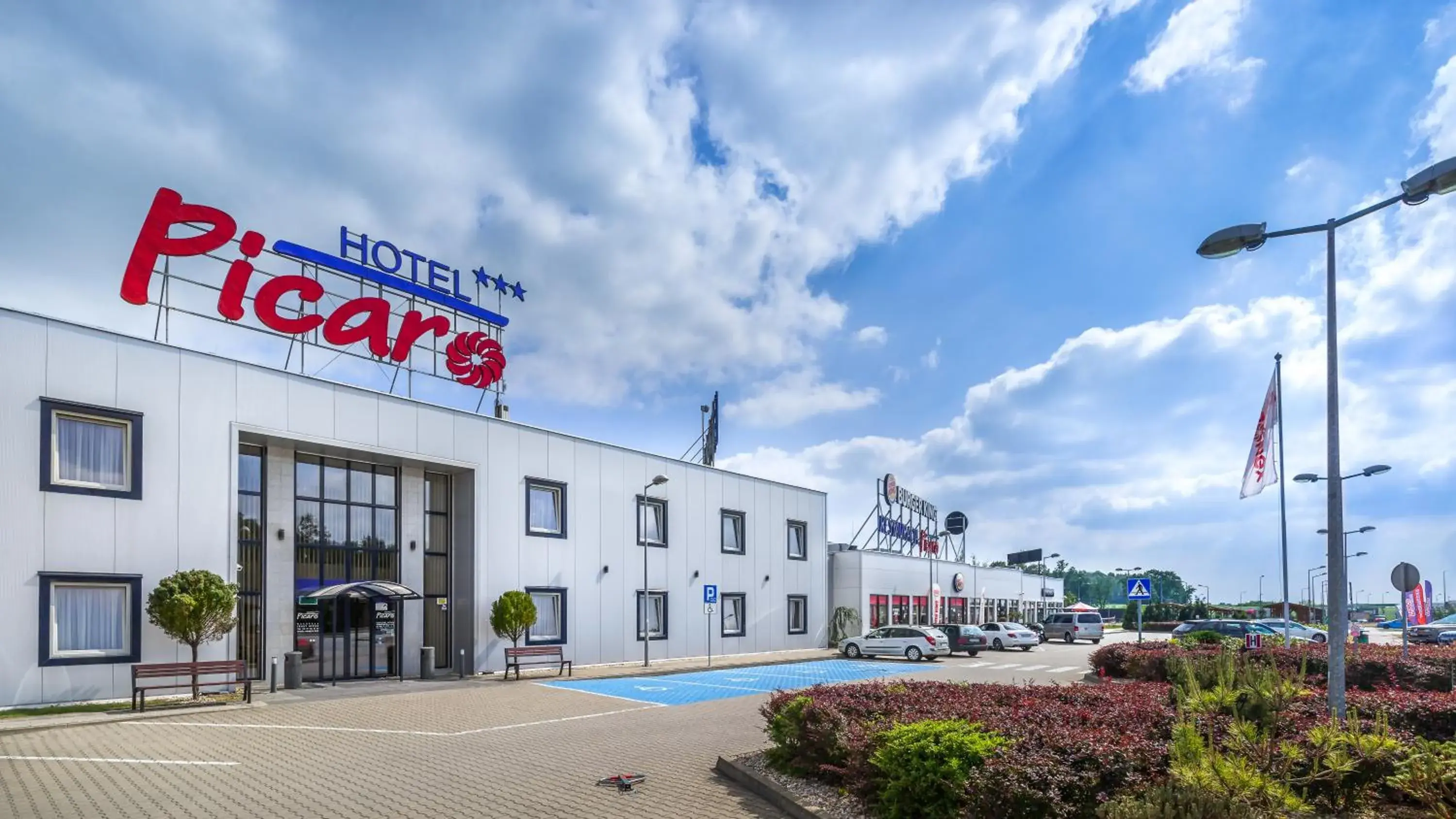 Hotel Picaro Żarska Wieś Południe A4 kierunek Polska Hotel Picaro Żarska Wieś Południe A4 kierunek Polska