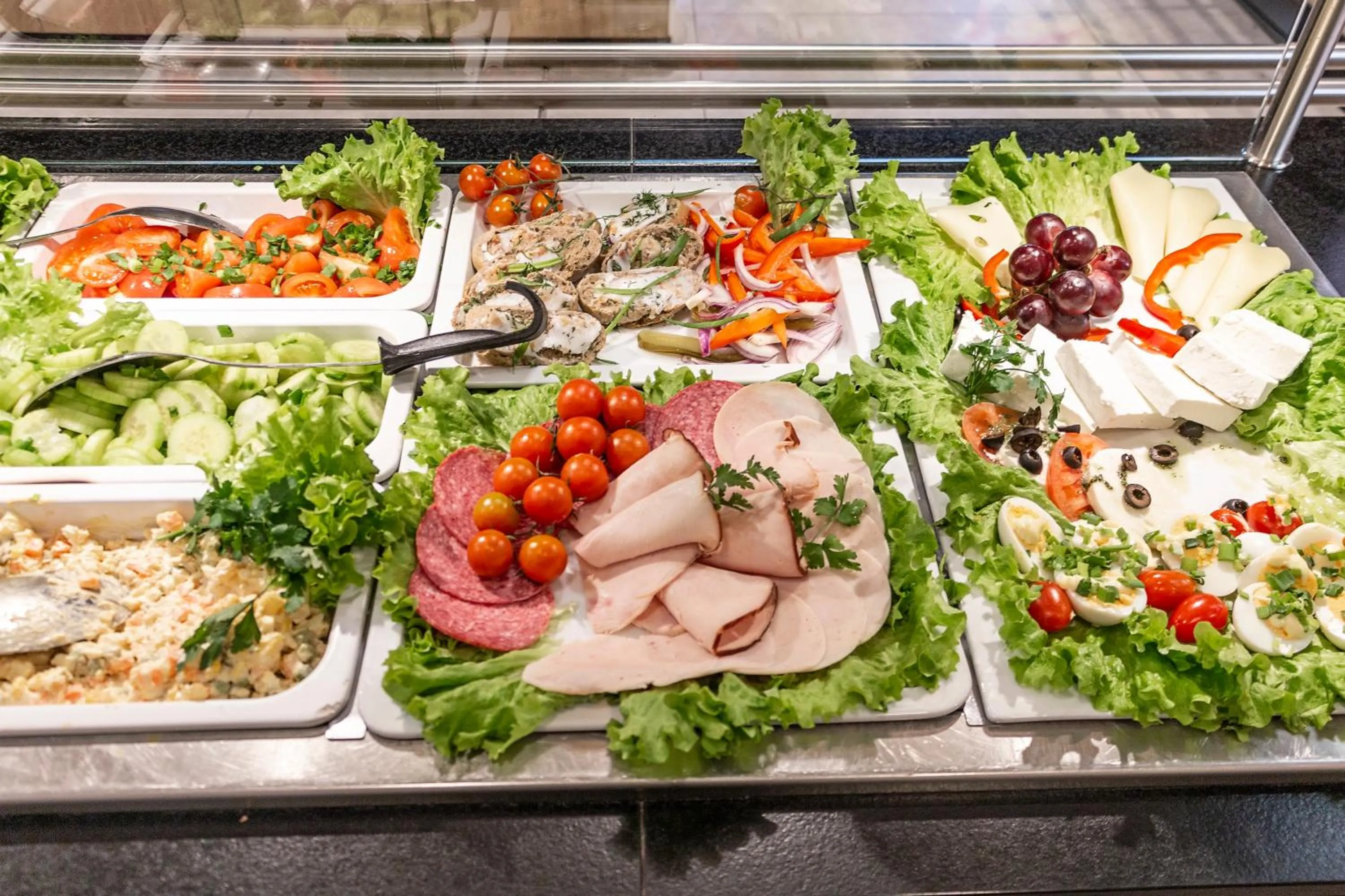 Food and drinks in Hotel Picaro Żarska Wieś Południe A4 kierunek Polska