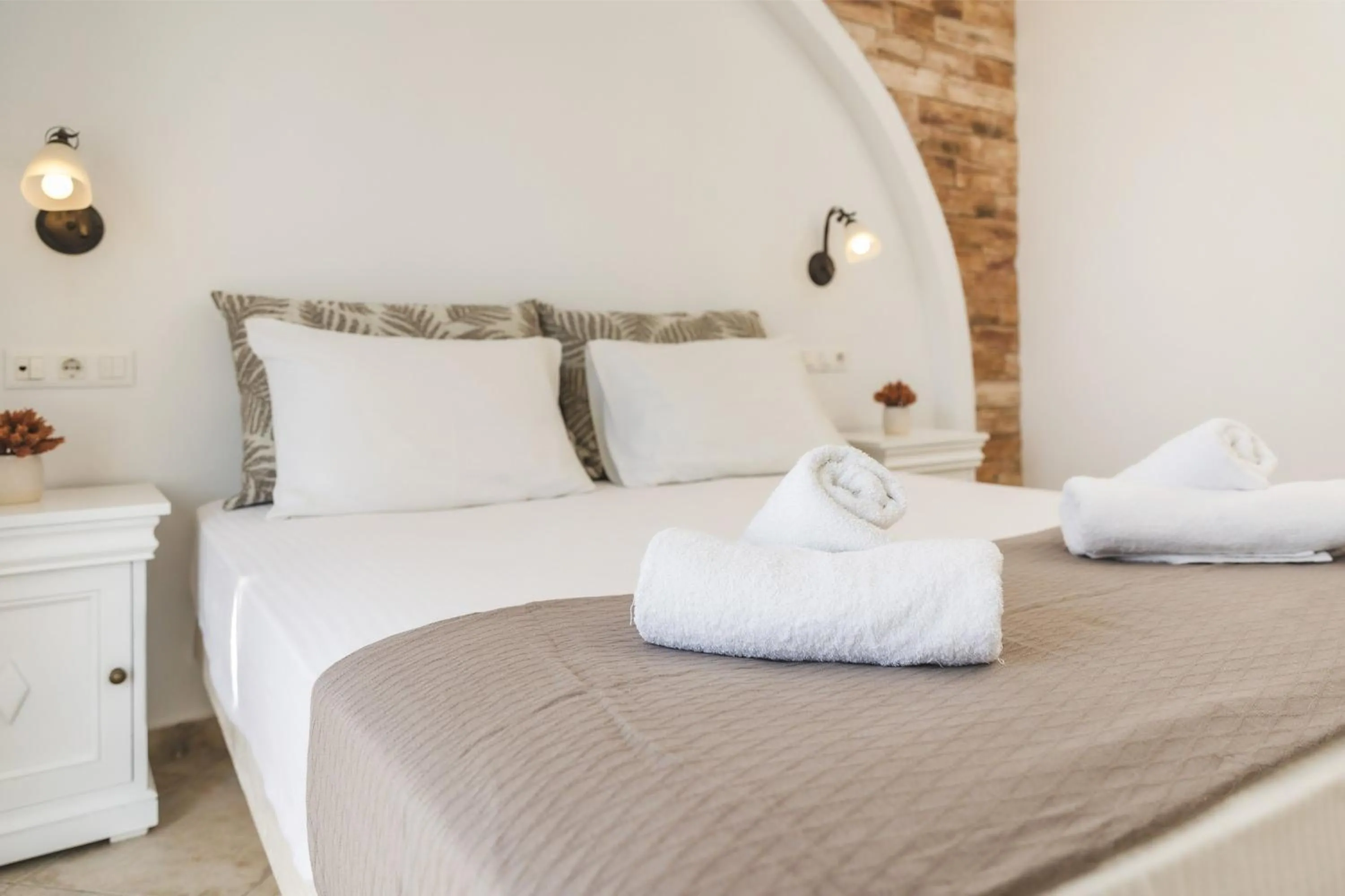 Bed in Summer Dream II
