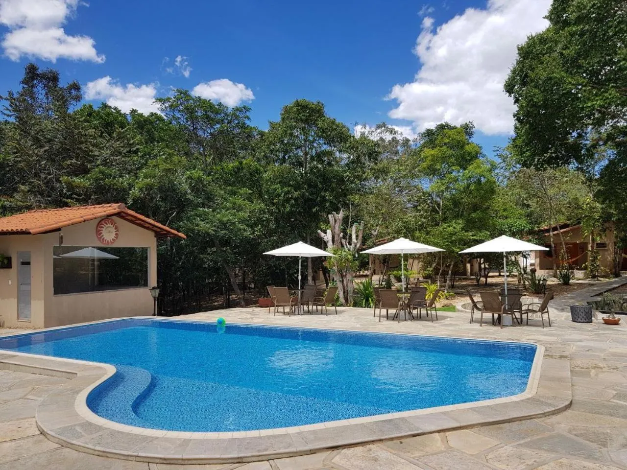 Pool view in Orla Morada do Sol