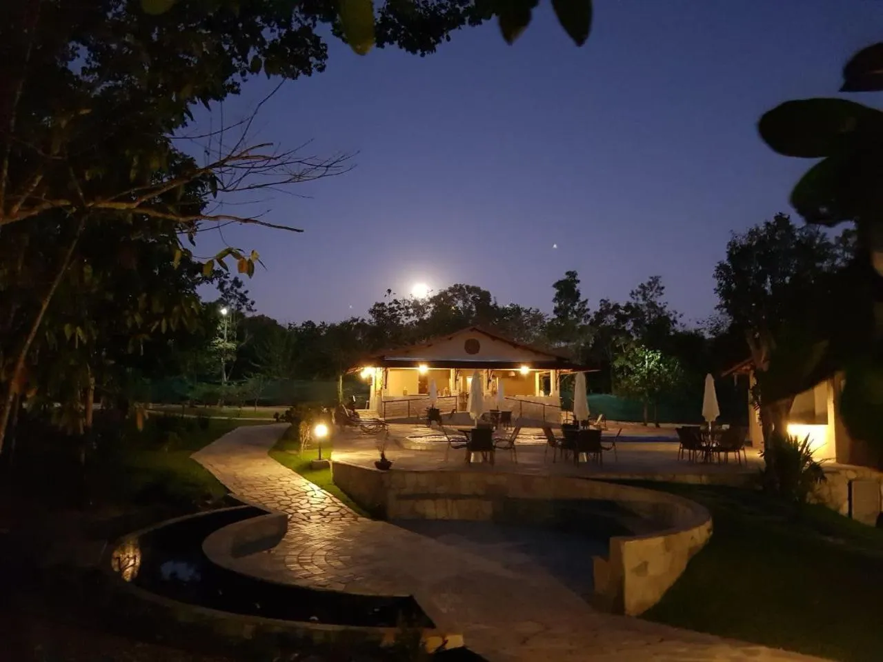 Night in Orla Morada do Sol