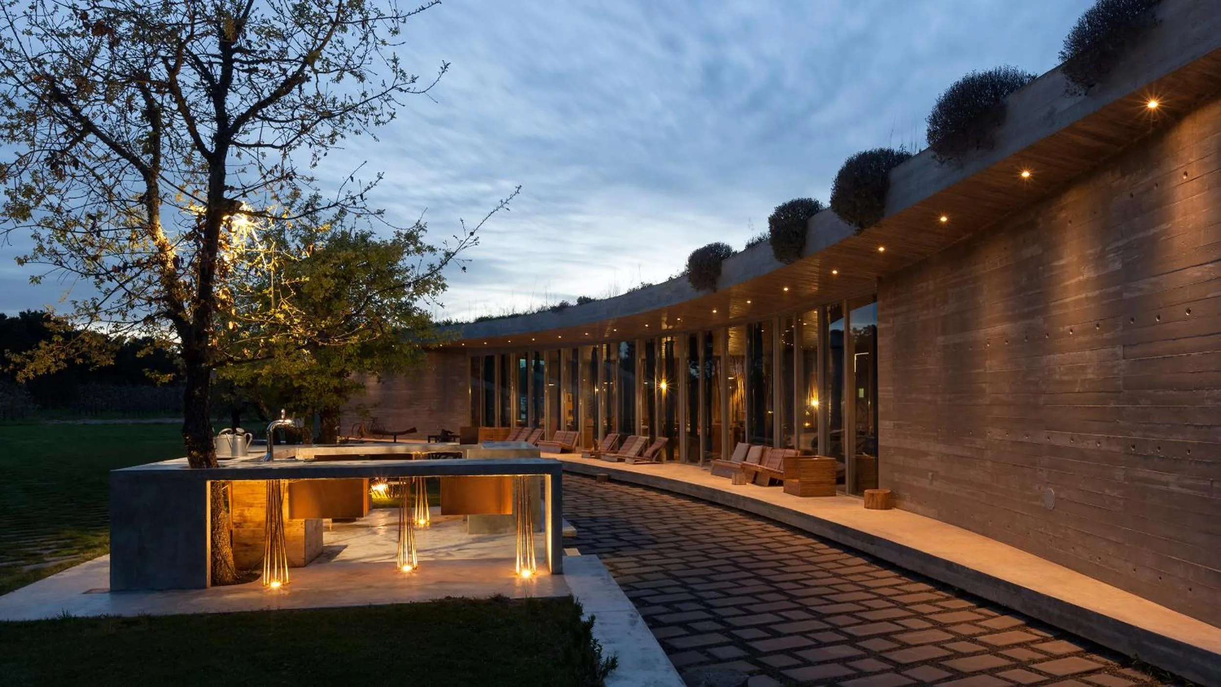 Property building in Rio do Prado