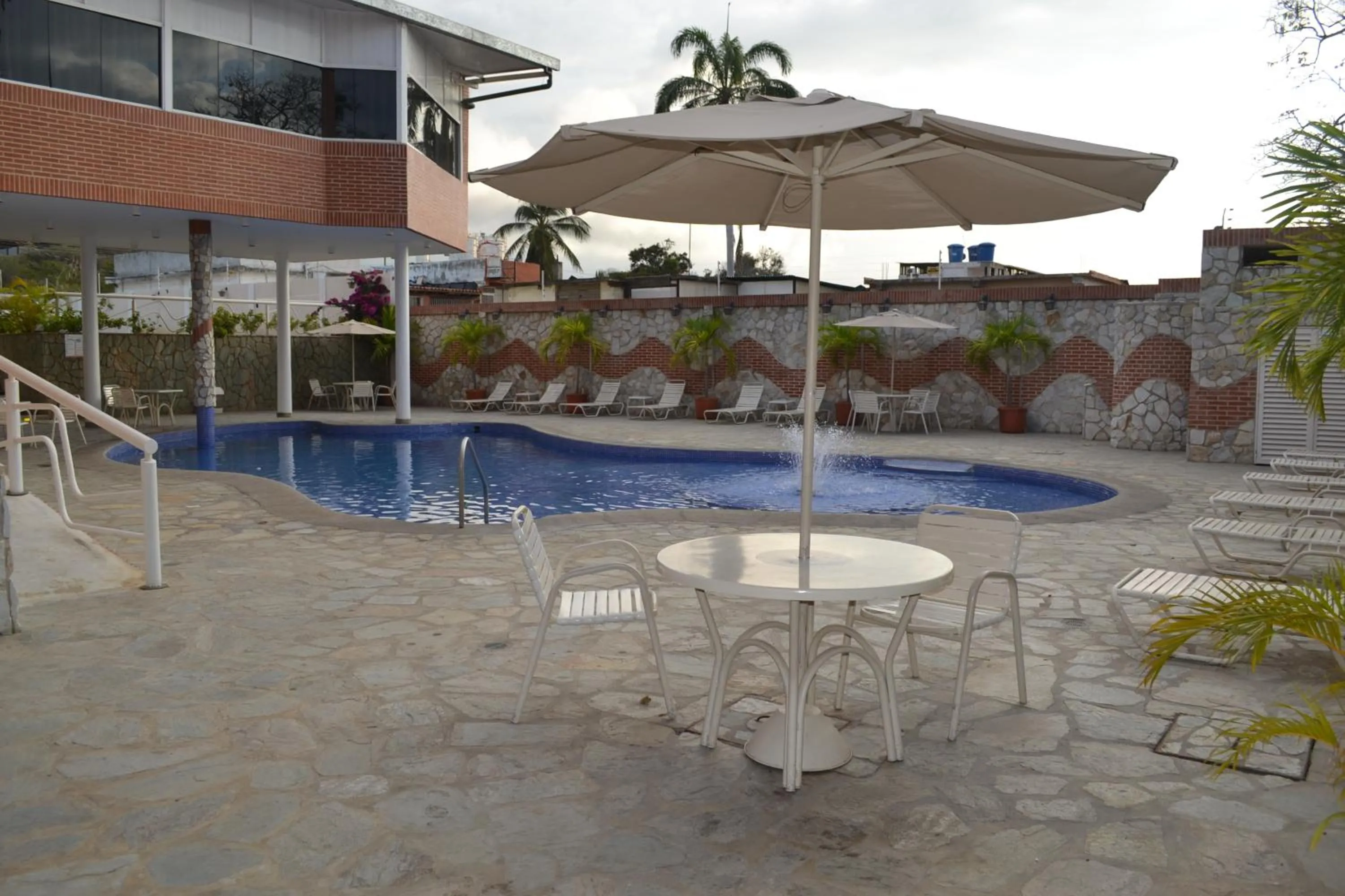 Swimming pool in Hotel Villa Playa Grande