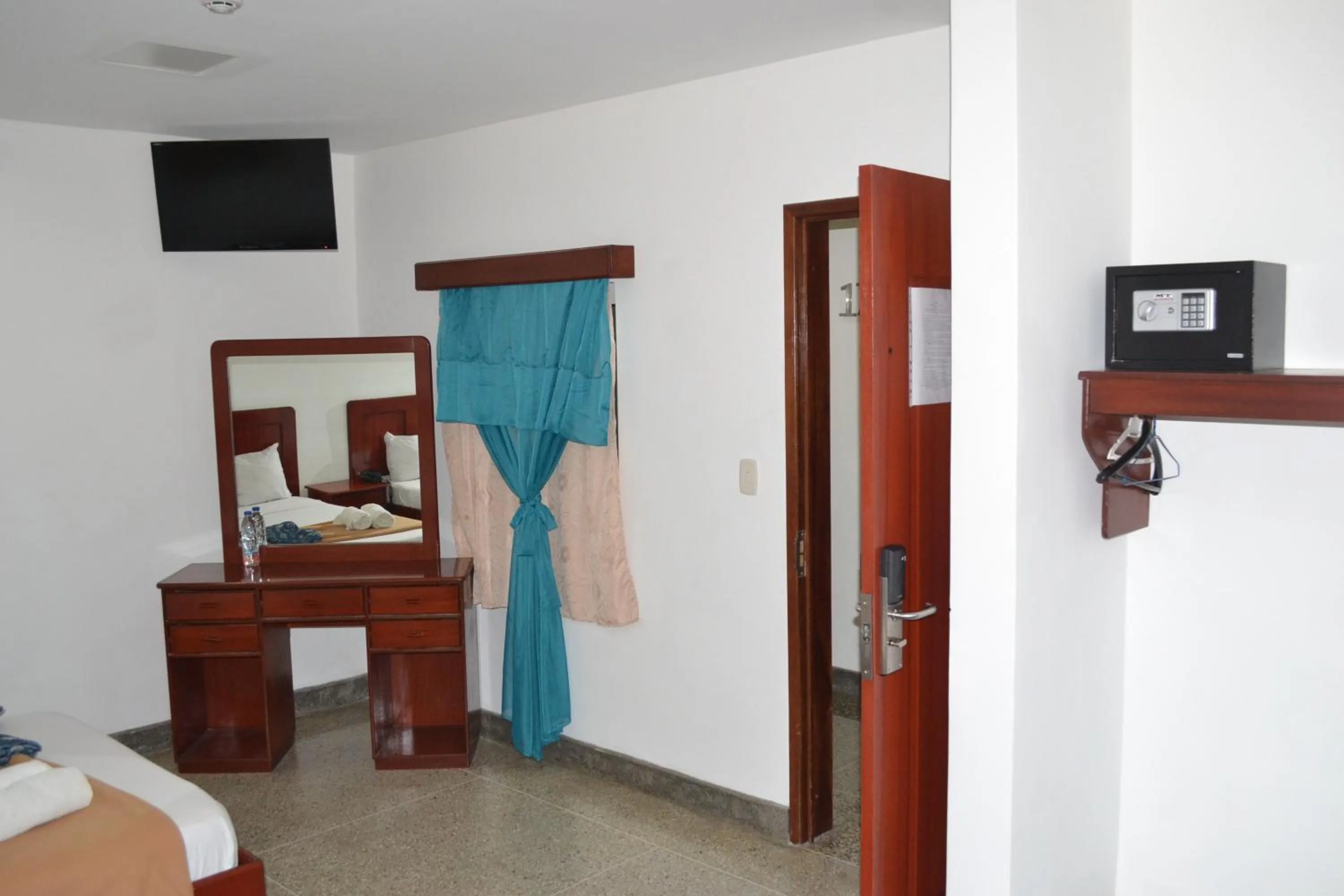 Photo of the whole room, Bed in Hotel Villa Playa Grande