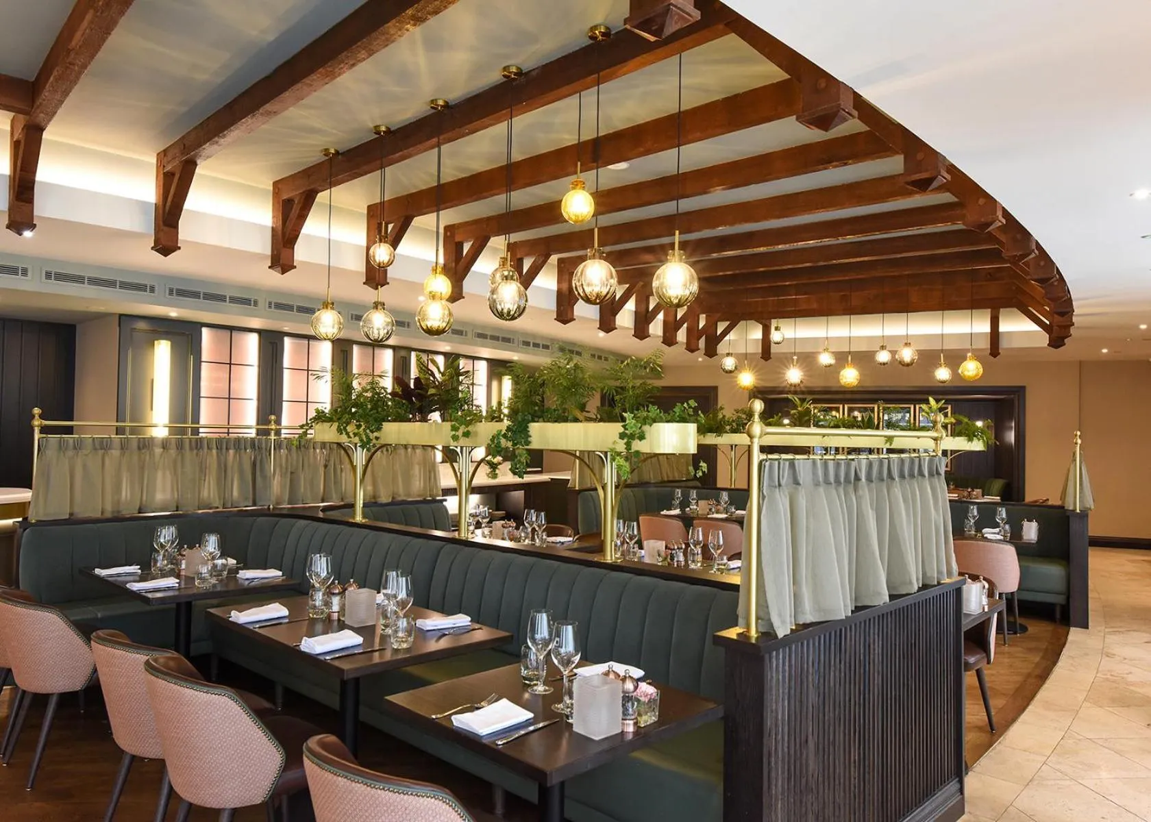 Restaurant/places to eat in Fota Island Hotel and Spa