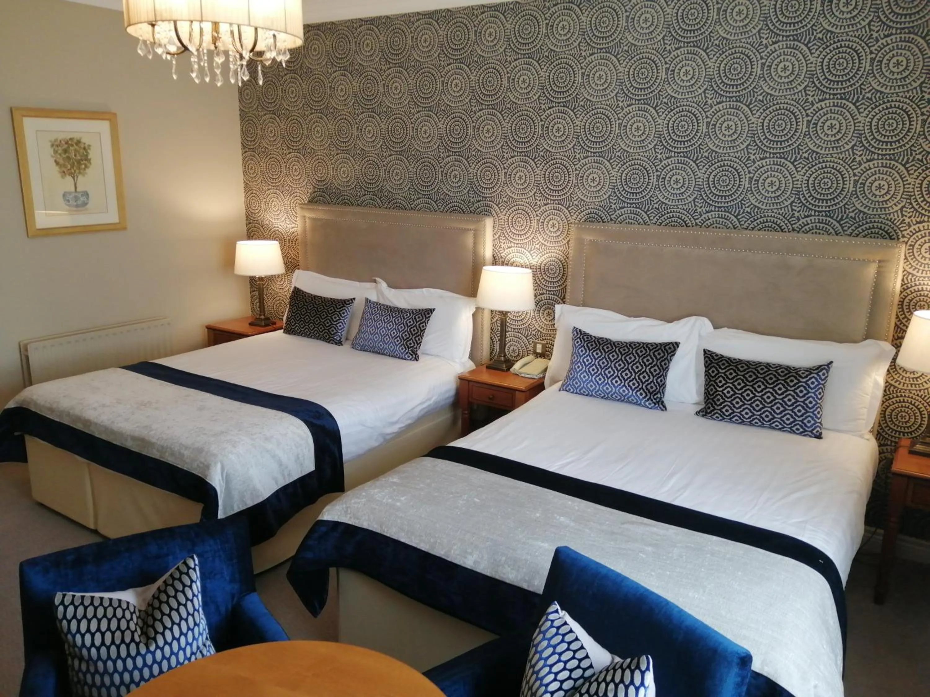 Bed in Clanard Court Hotel