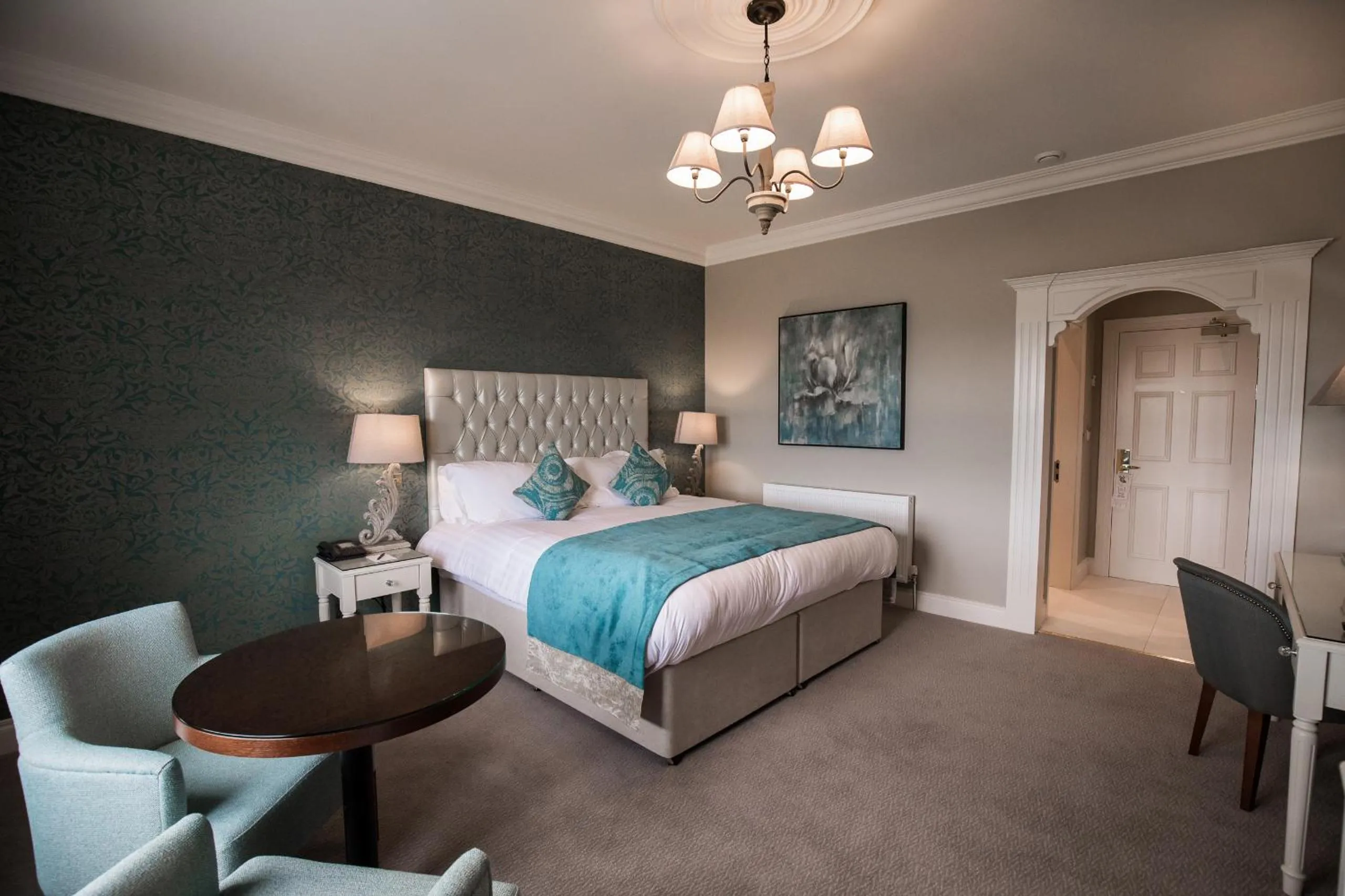 Photo of the whole room, Bed in Clanard Court Hotel