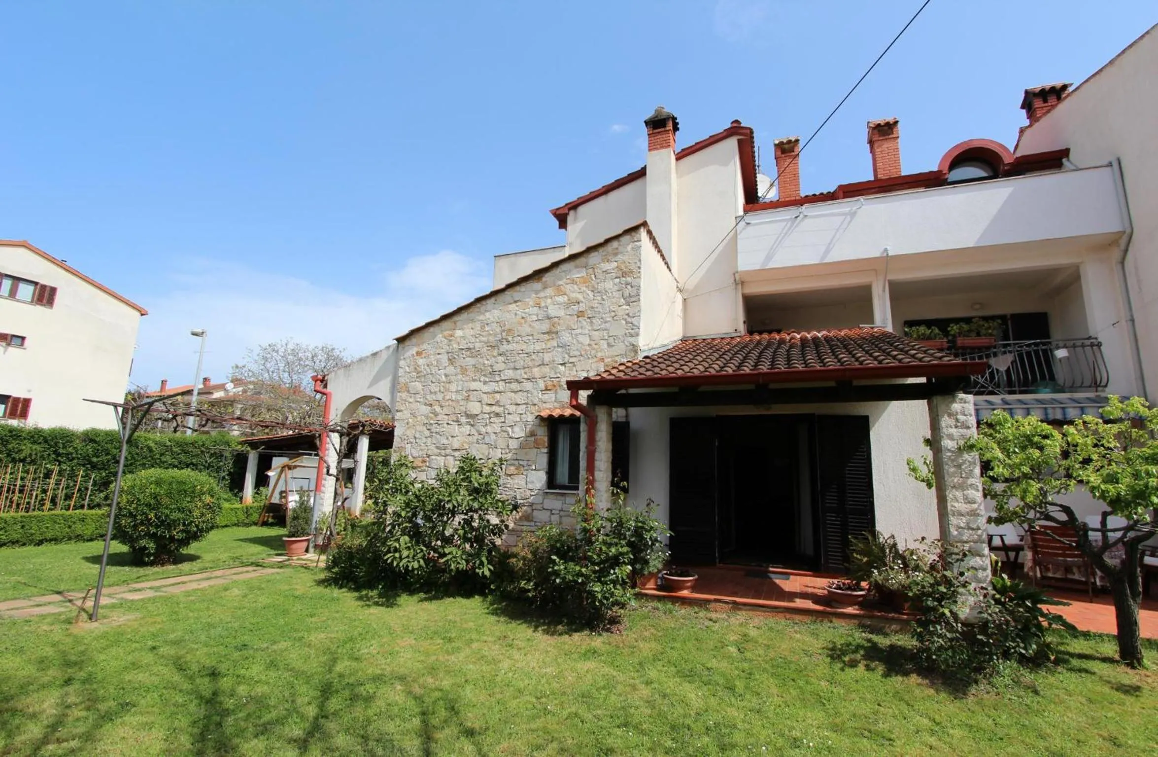 Facade/entrance in Apartments Milena