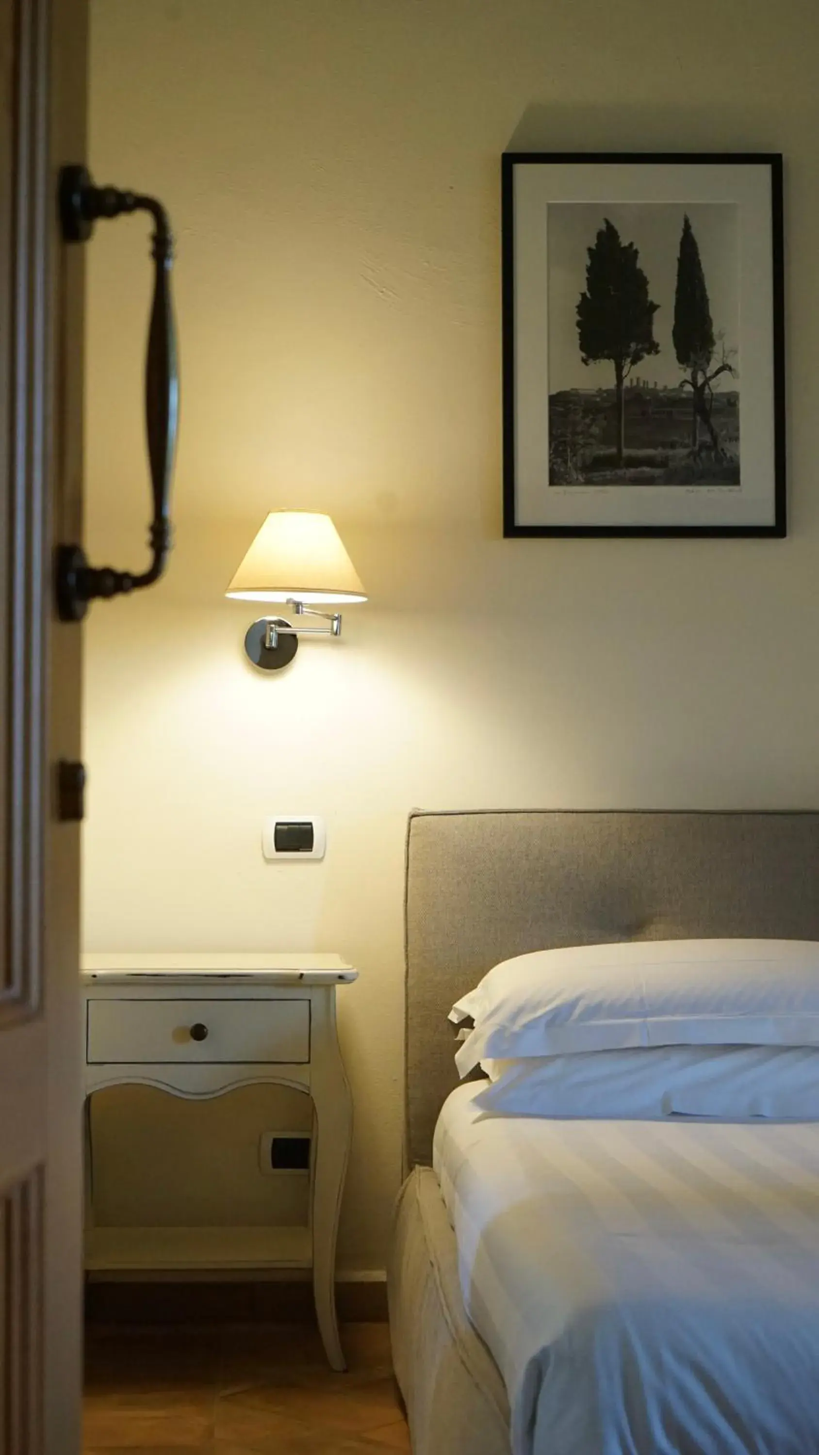 Classic Double Room in Mormoraia Classic Double Room in Mormoraia