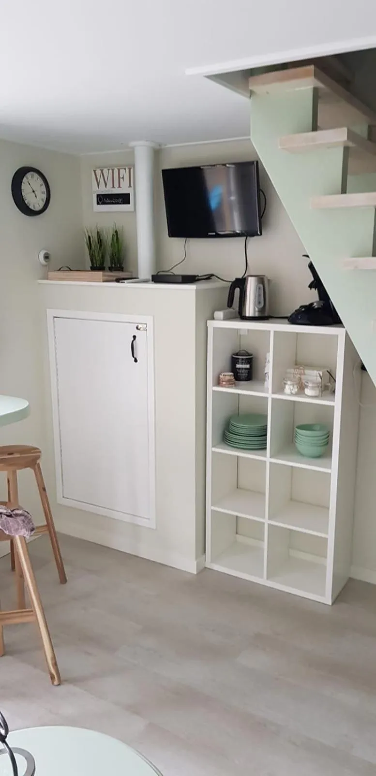 Coffee/tea facilities in B&B Het Onderduukertje