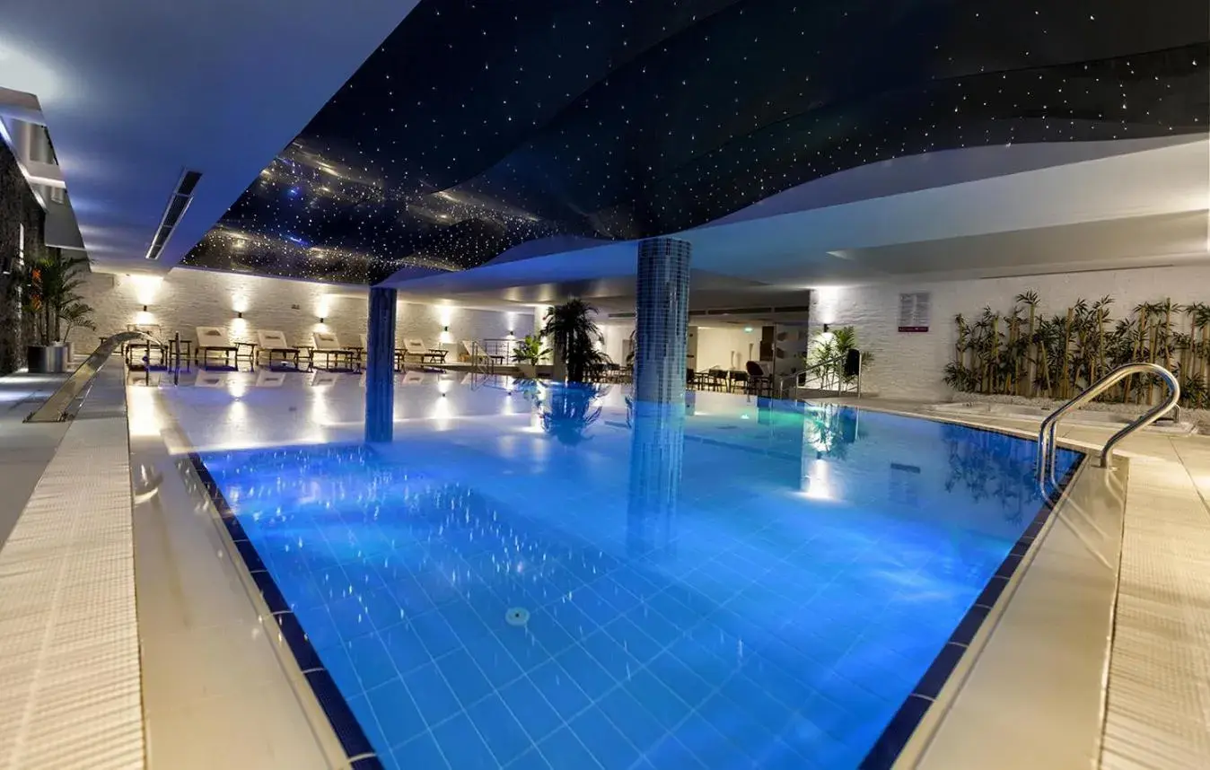 Pool view in Ramada Plaza By Wyndham Izmit Pool view in Ramada Plaza By Wyndham Izmit