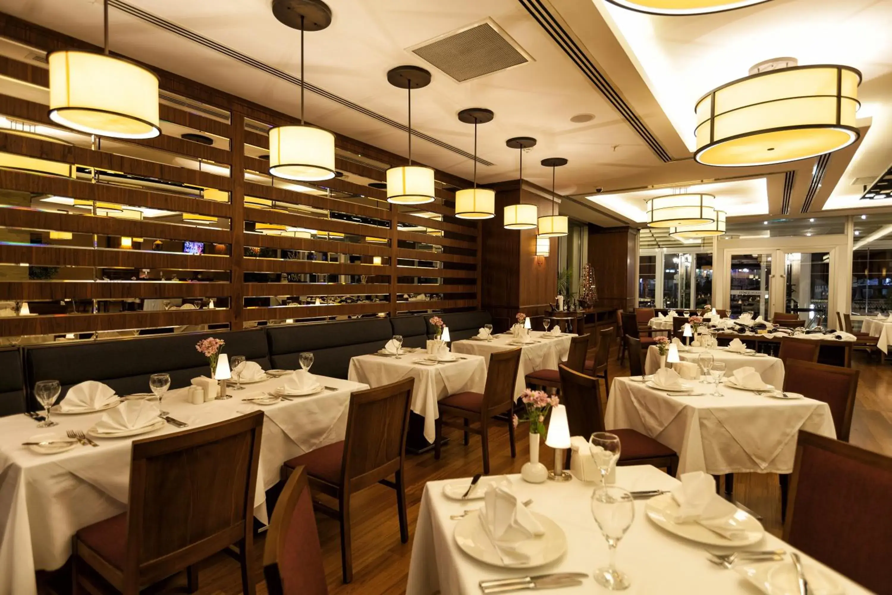 Restaurant/places to eat in Ramada Plaza By Wyndham Izmit Restaurant/places to eat in Ramada Plaza By Wyndham Izmit