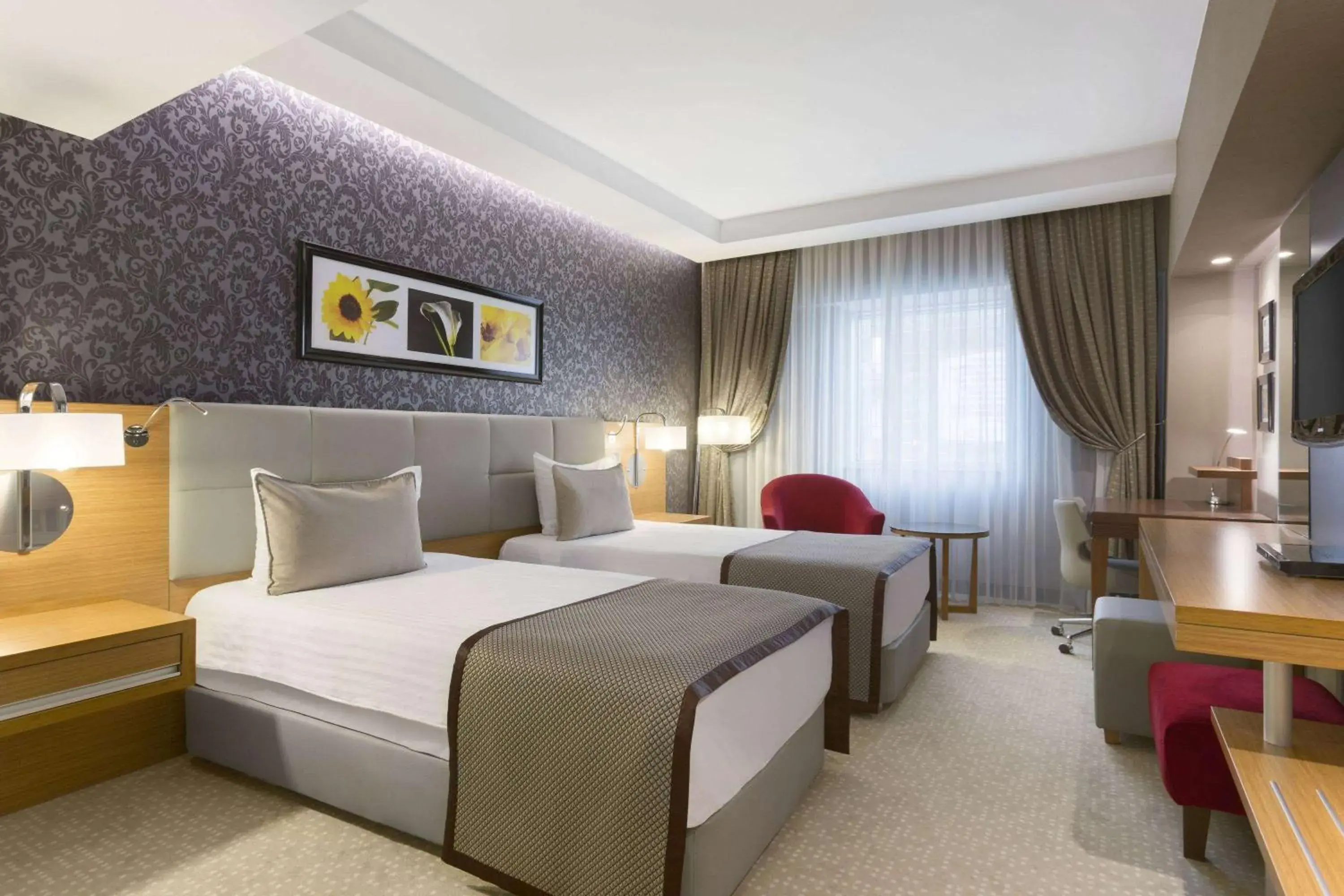 Photo of the whole room, Bed in Ramada Plaza By Wyndham Izmit Photo of the whole room, Bed in Ramada Plaza By Wyndham Izmit