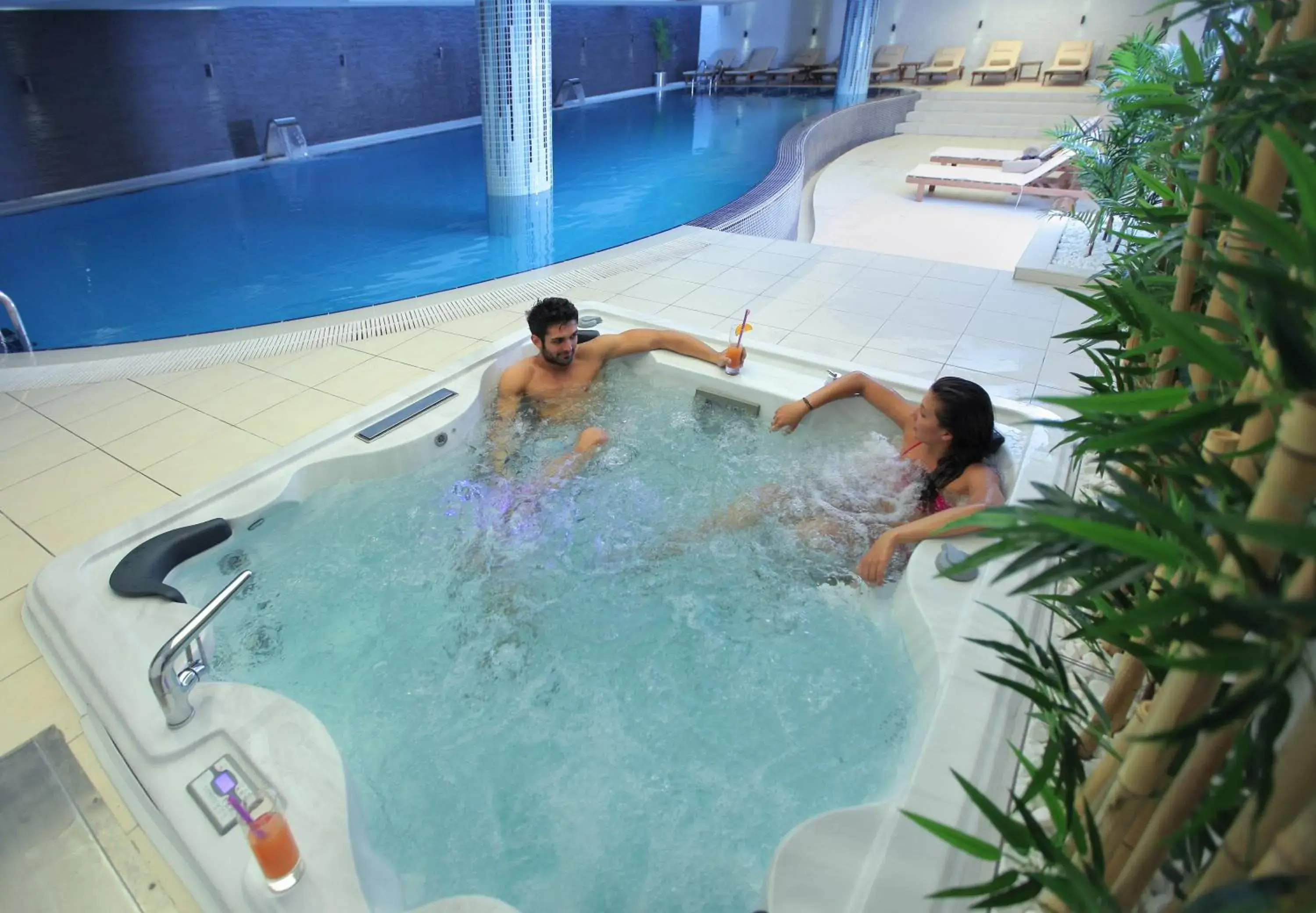 Pool view in Ramada Plaza By Wyndham Izmit Pool view in Ramada Plaza By Wyndham Izmit