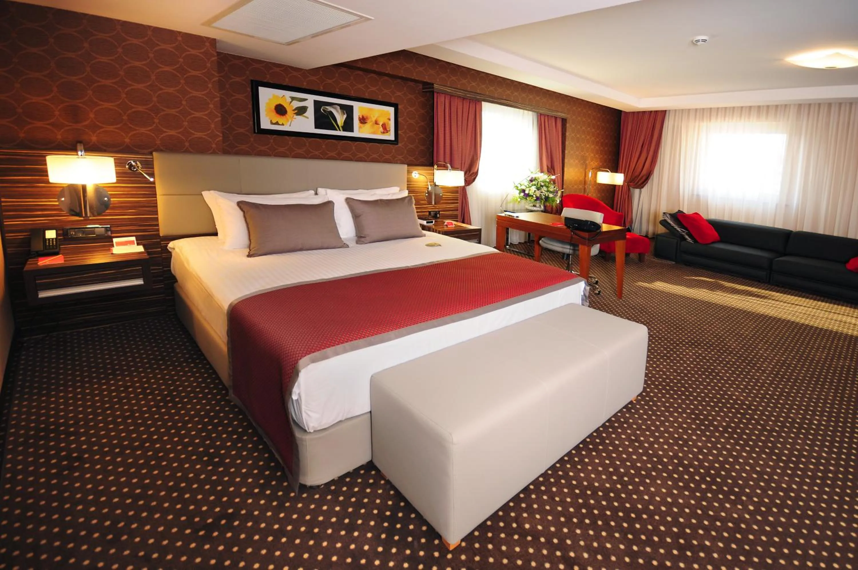 Bed in Ramada Plaza By Wyndham Izmit