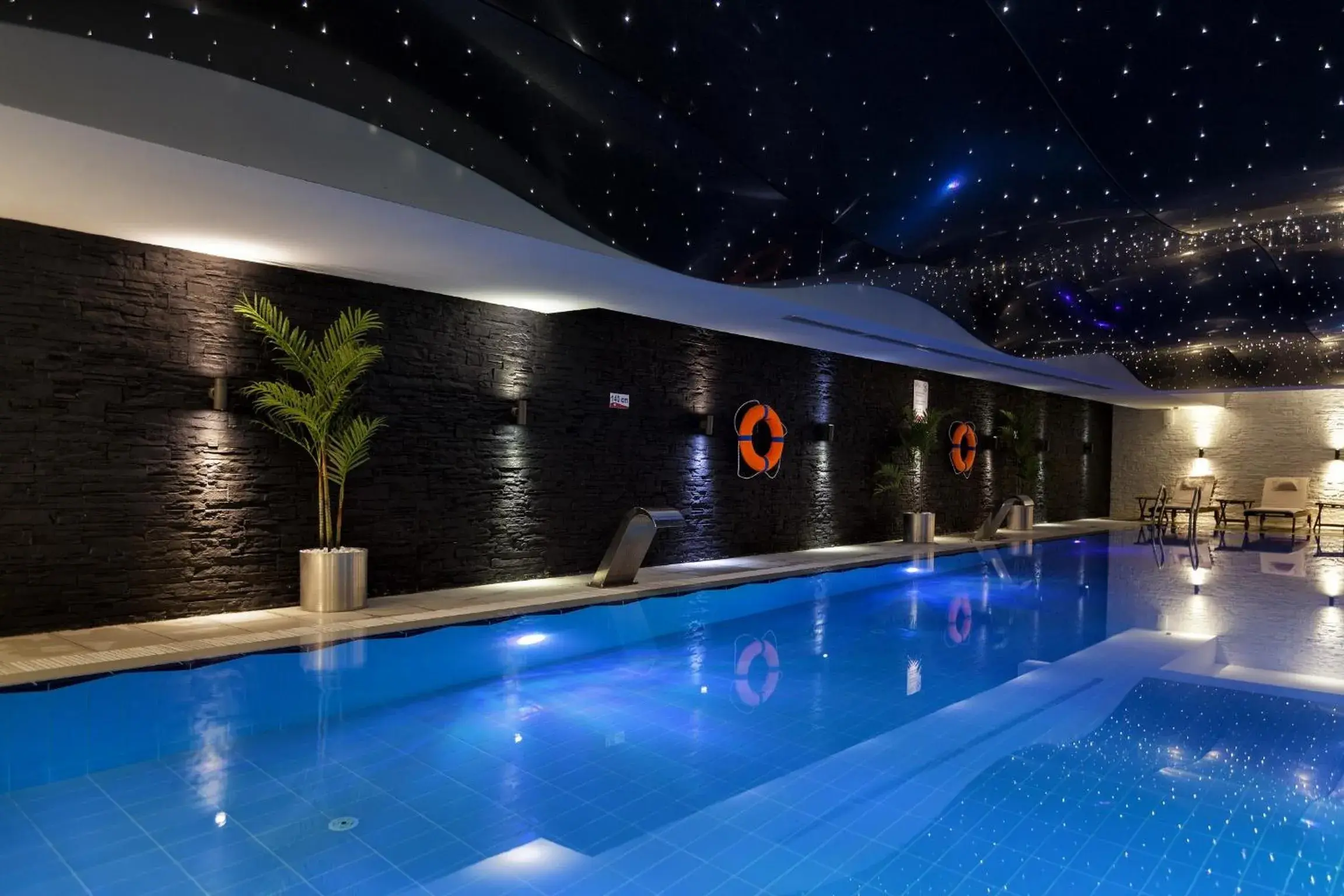 Pool view in Ramada Plaza By Wyndham Izmit Pool view in Ramada Plaza By Wyndham Izmit
