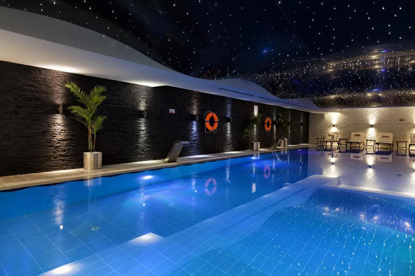 Pool view in Ramada Plaza By Wyndham Izmit Pool view in Ramada Plaza By Wyndham Izmit