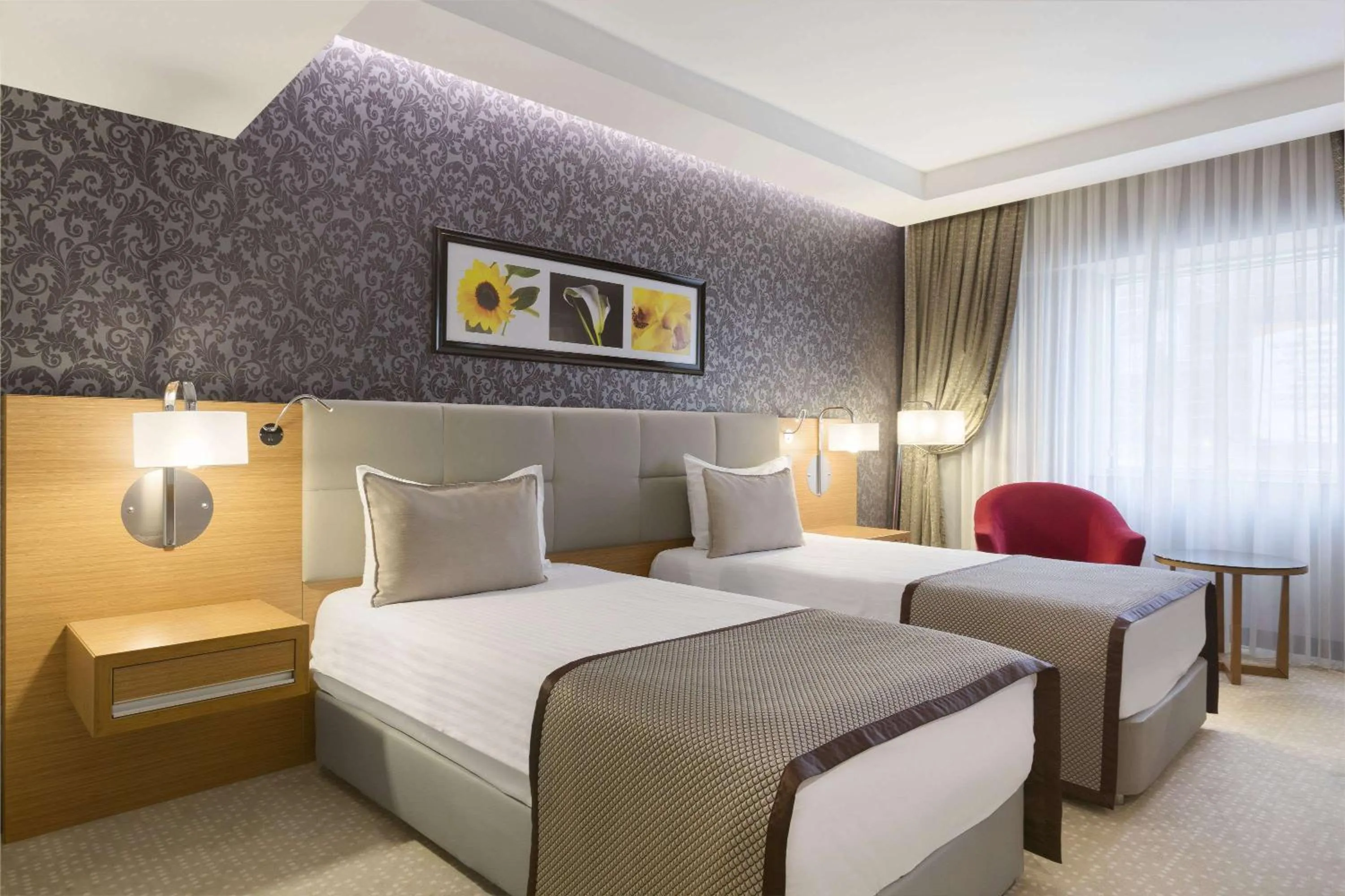 Photo of the whole room, Bed in Ramada Plaza By Wyndham Izmit
