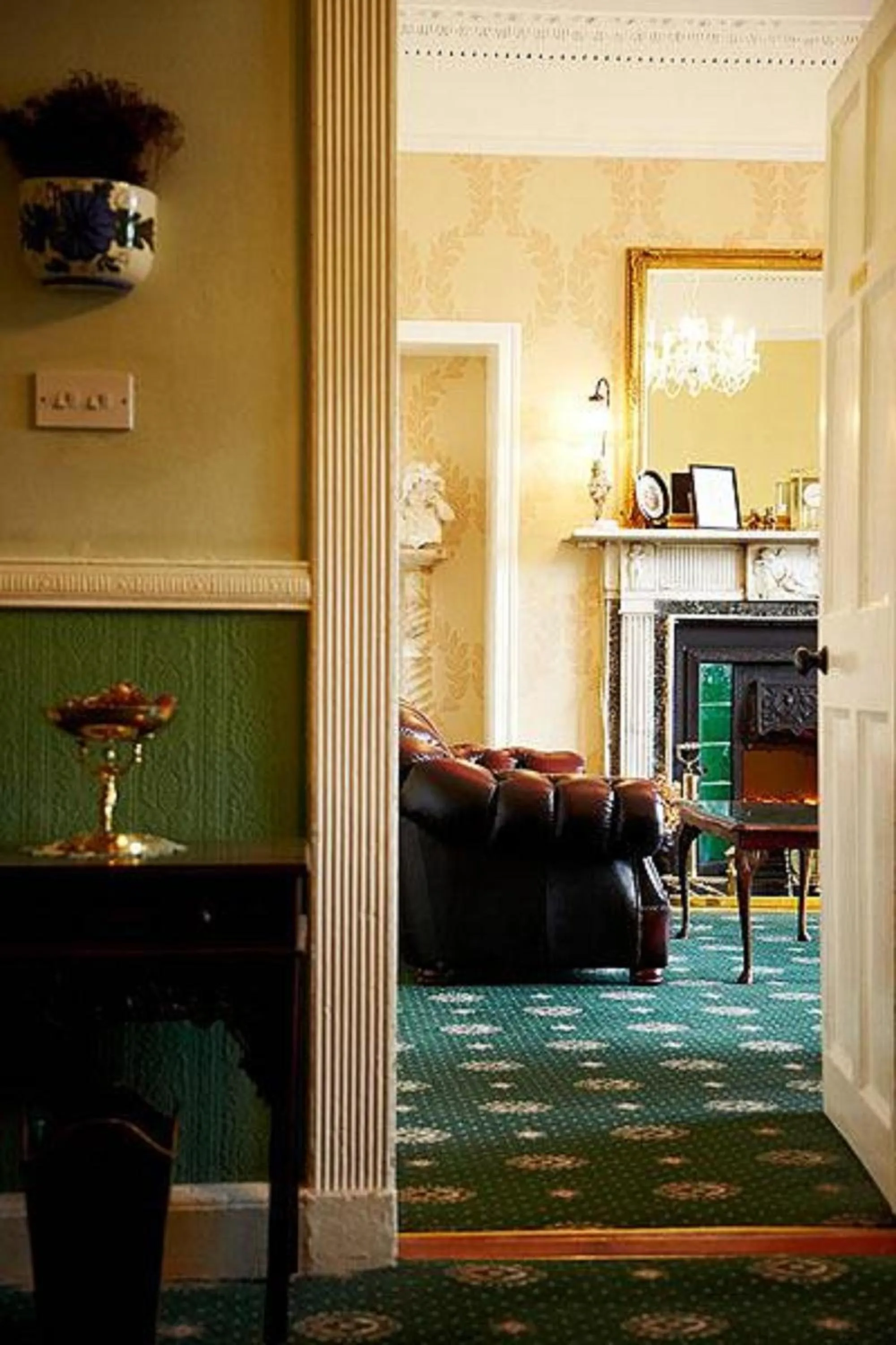 Lounge or bar in Belvedere Lodge