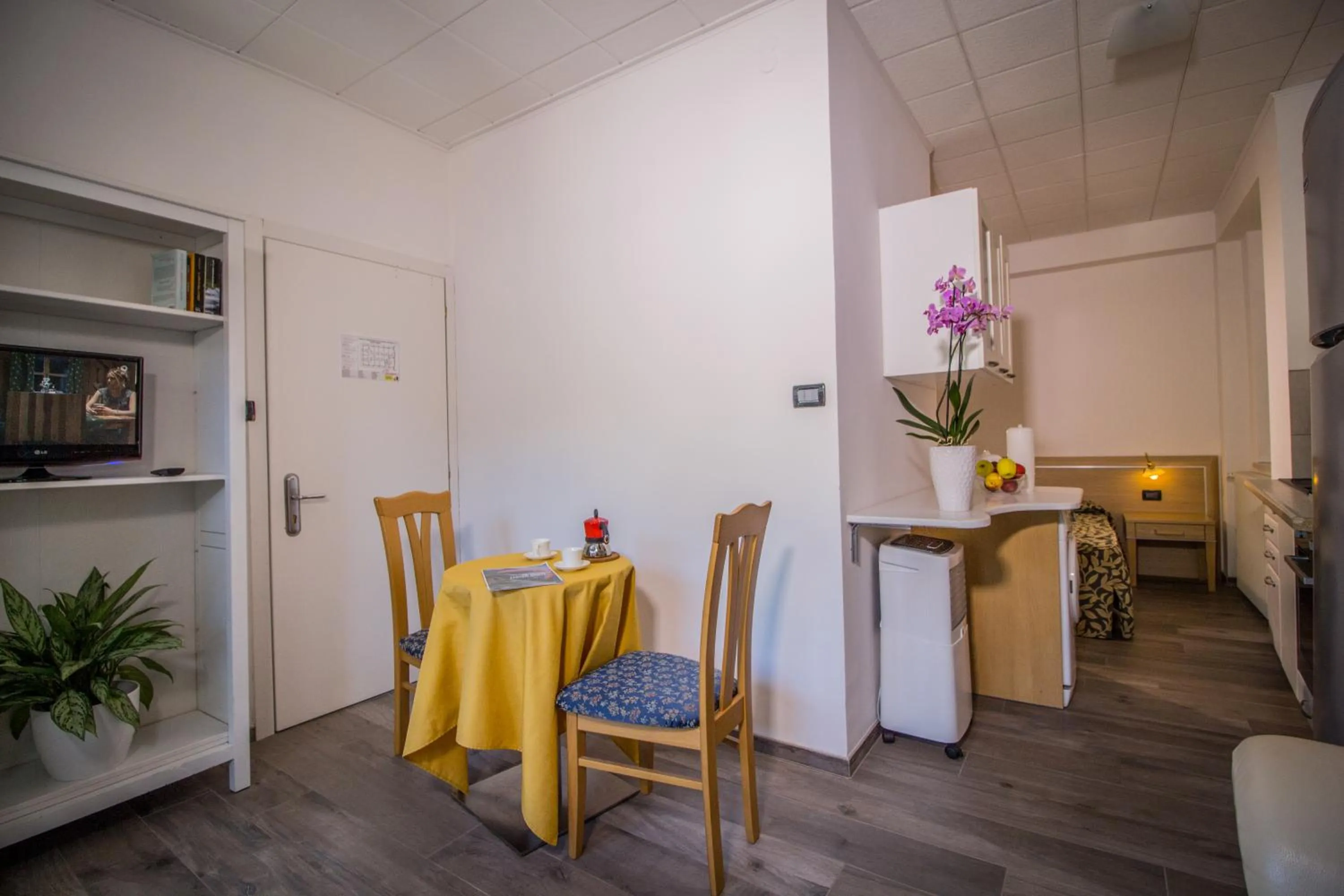 Kitchen or kitchenette in Garnì Bellavista