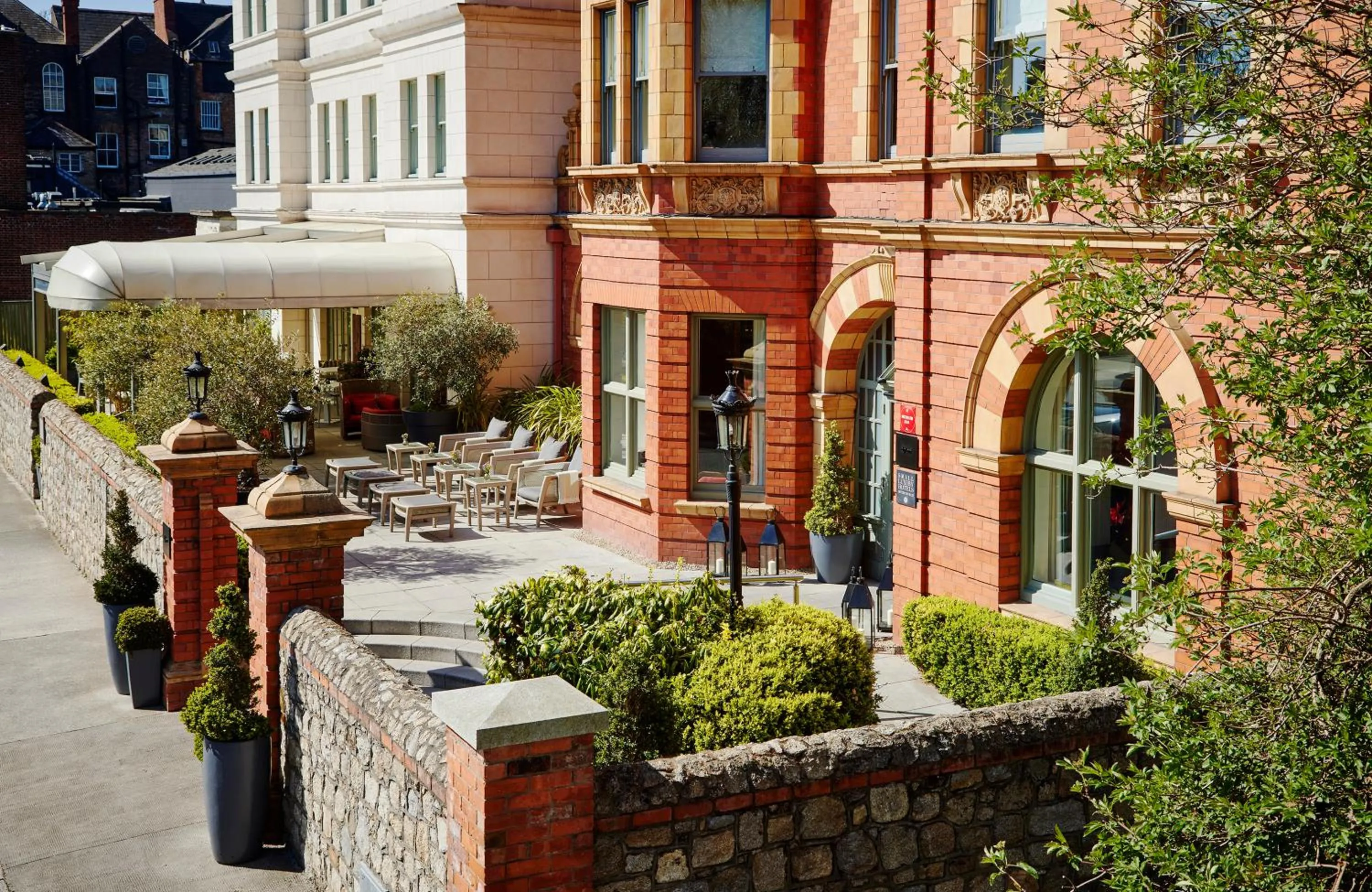 Property building in Dylan