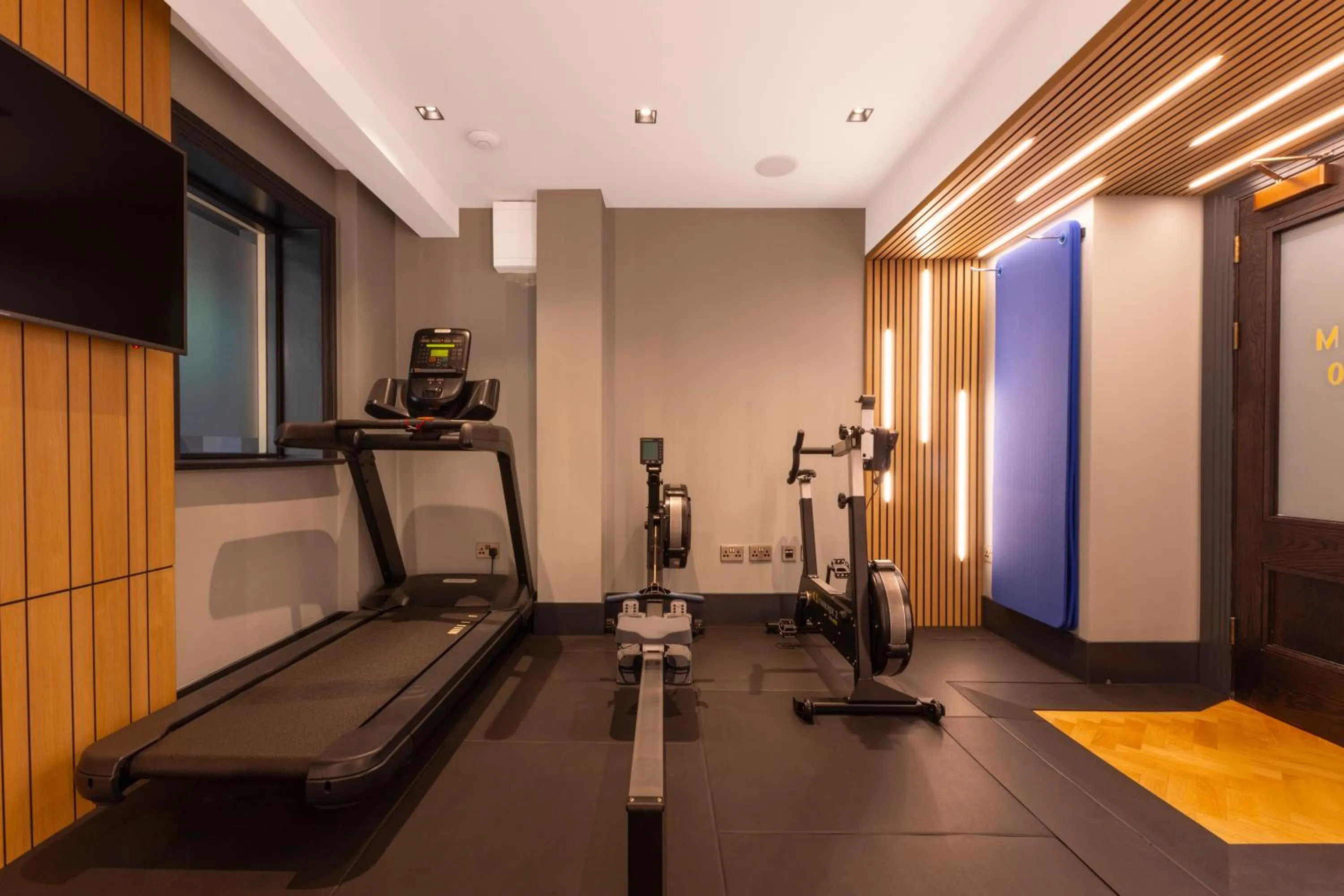 Fitness centre/facilities in Dylan