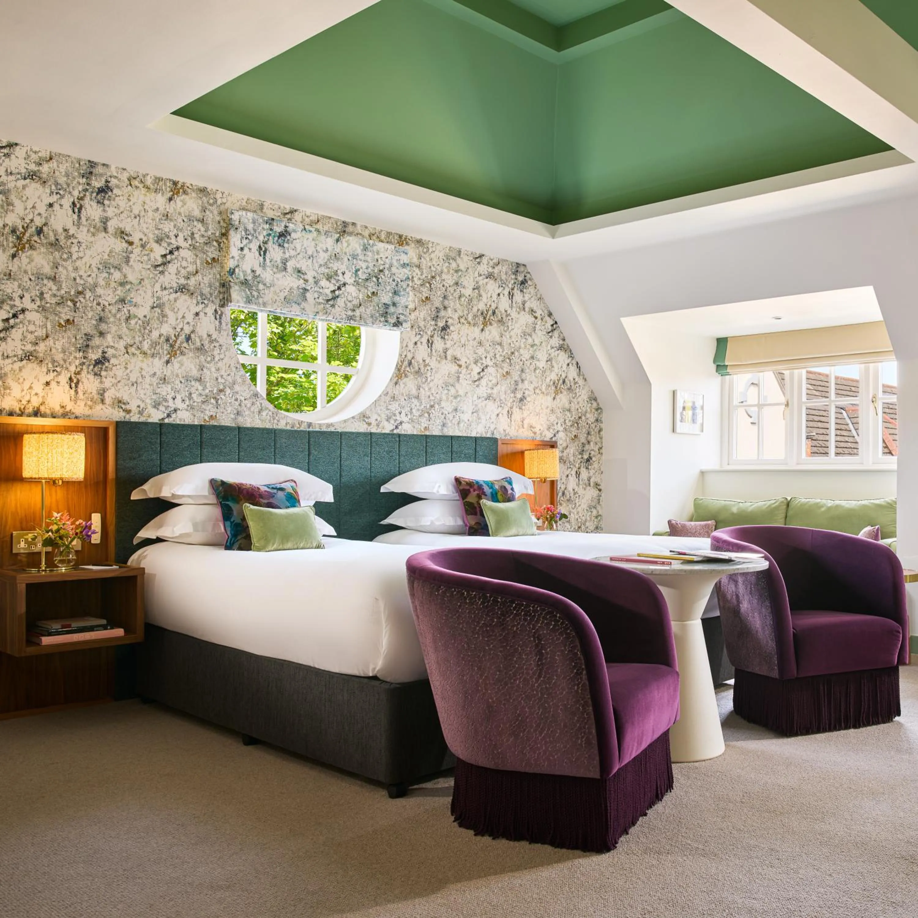 Bedroom, Bed in Dylan