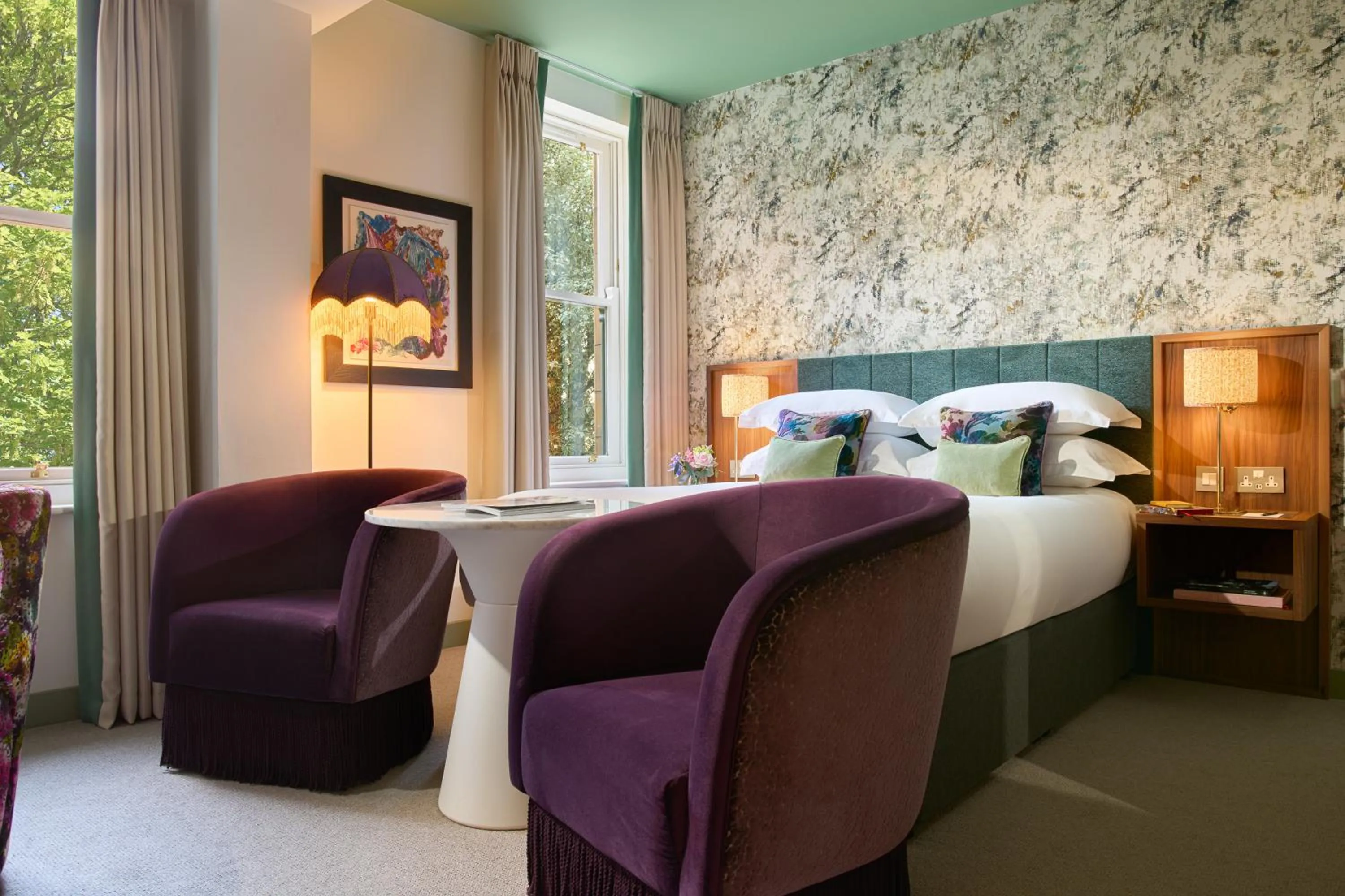 Bedroom, Bed in Dylan