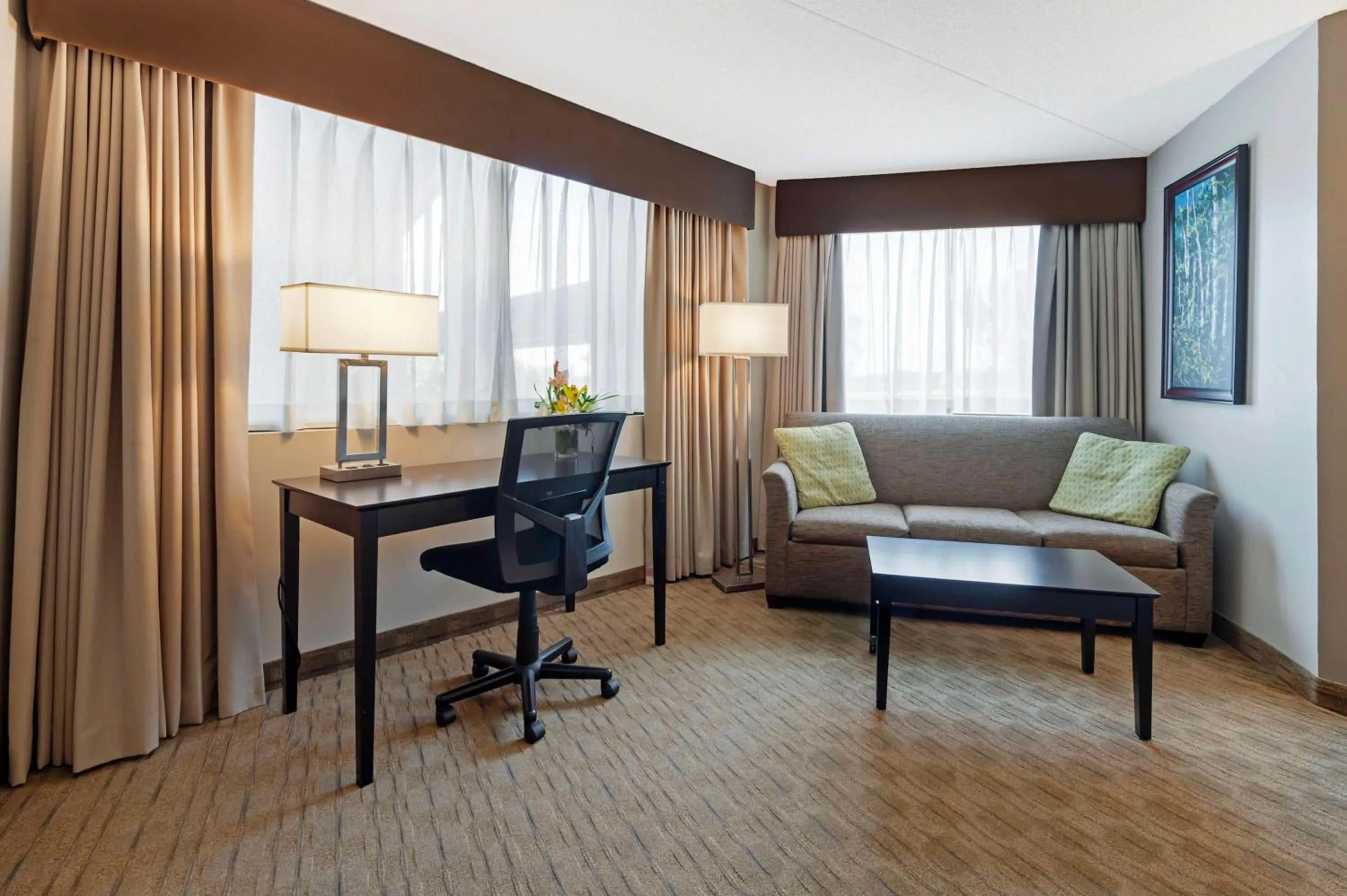 Bedroom in Best Western Pembroke Inn & Conference Centre