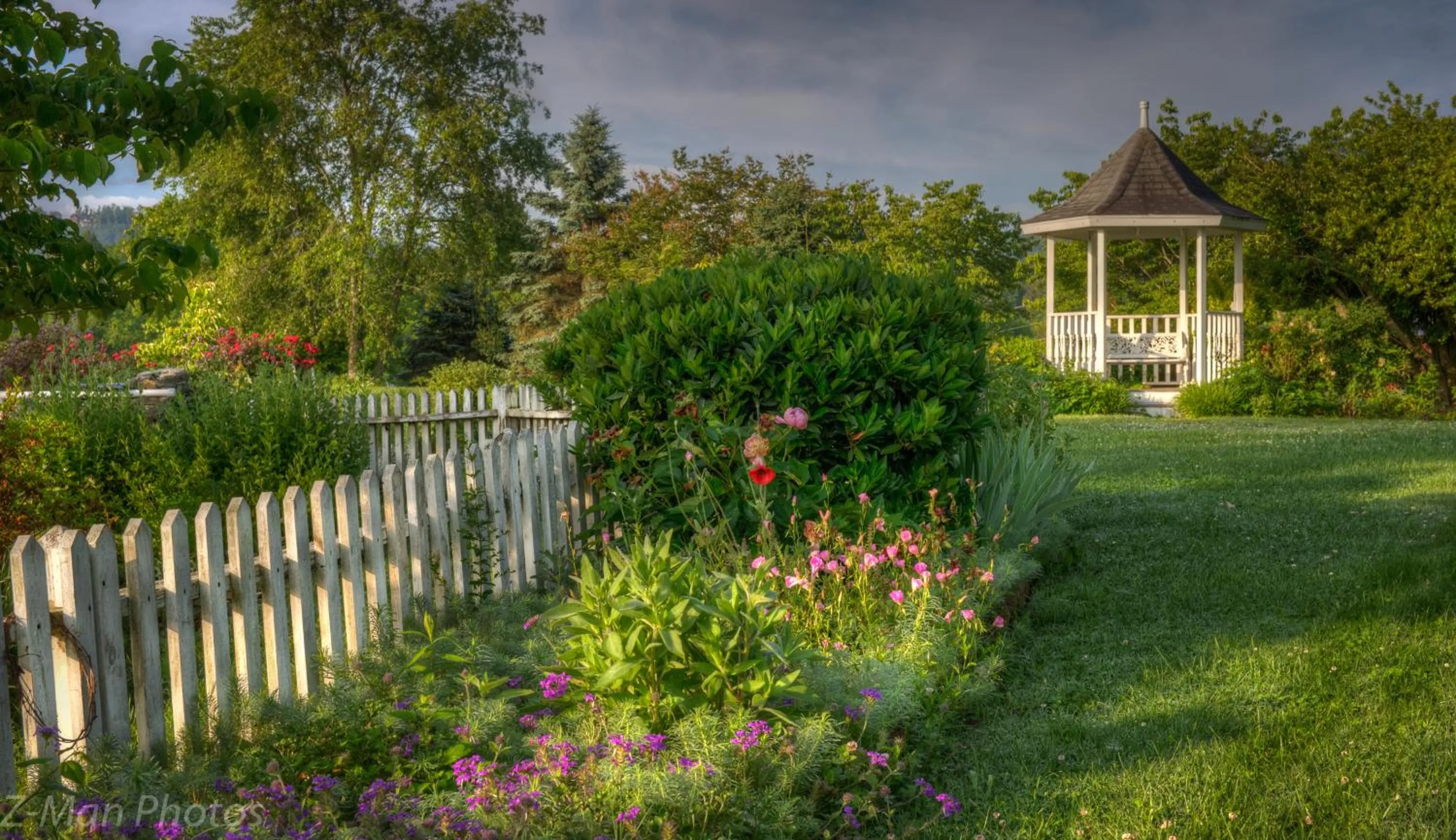 Garden in Blue Mountain Mist Country Inn
