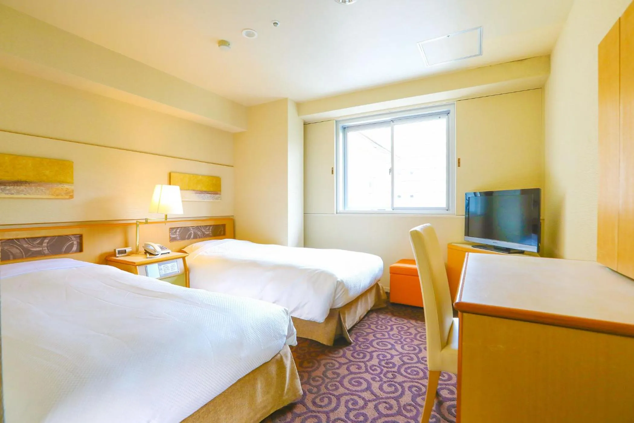 Photo of the whole room, Bed in Ooedo Onsen Monogatari Premium Shiomiso